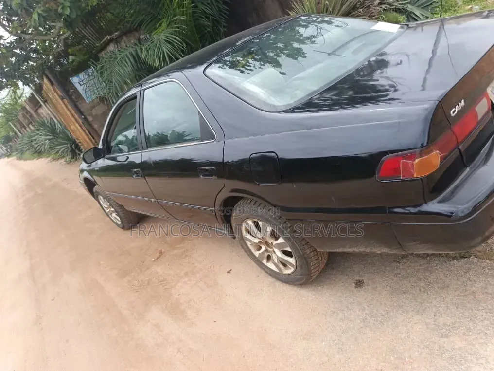 Toyota Camry 2002 Black