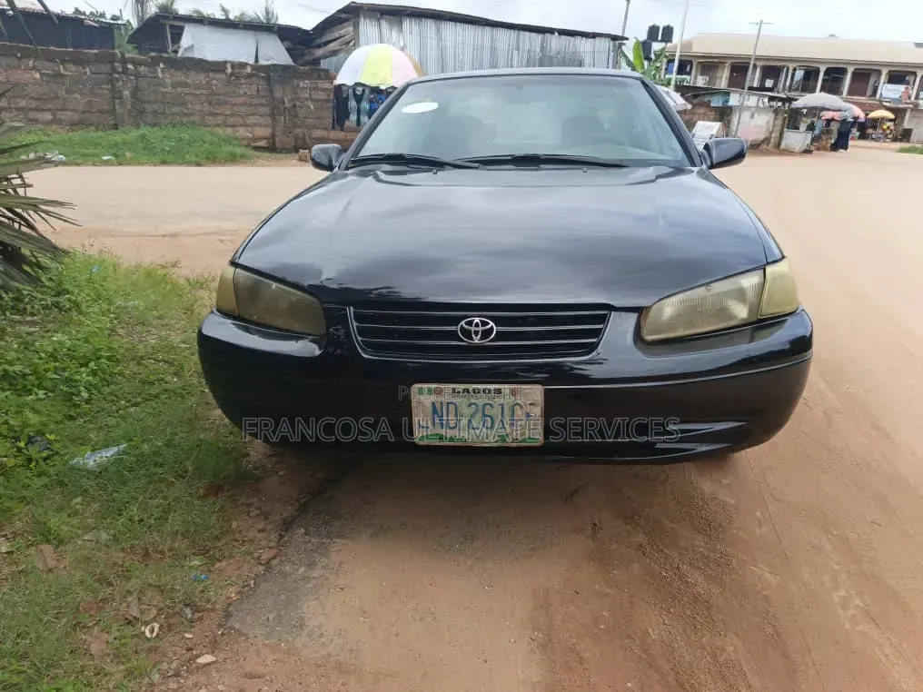 Toyota Camry 2002 Black