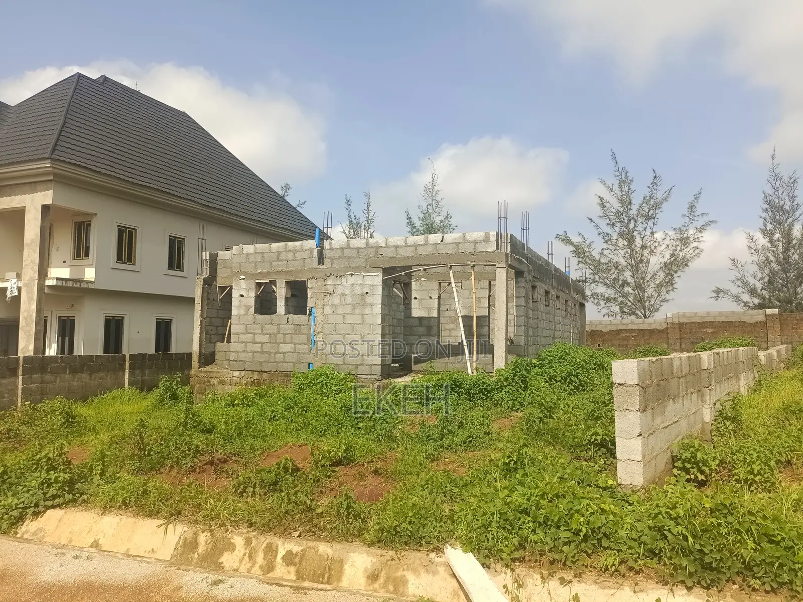 5bdrm Duplex in Ella And David Homes for sale