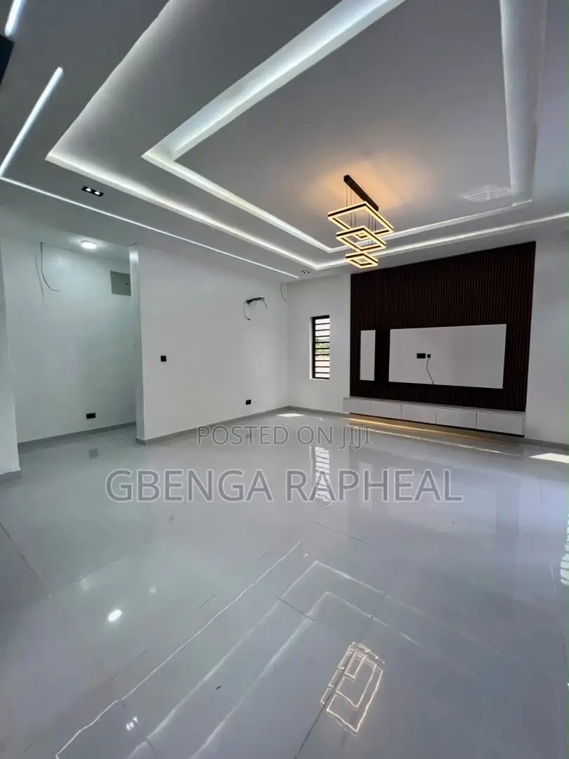 4bdrm Duplex in Ajah, Lekki for sale