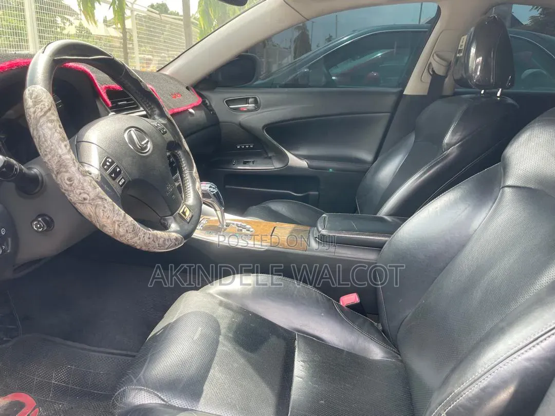 Lexus IS 2011 White
