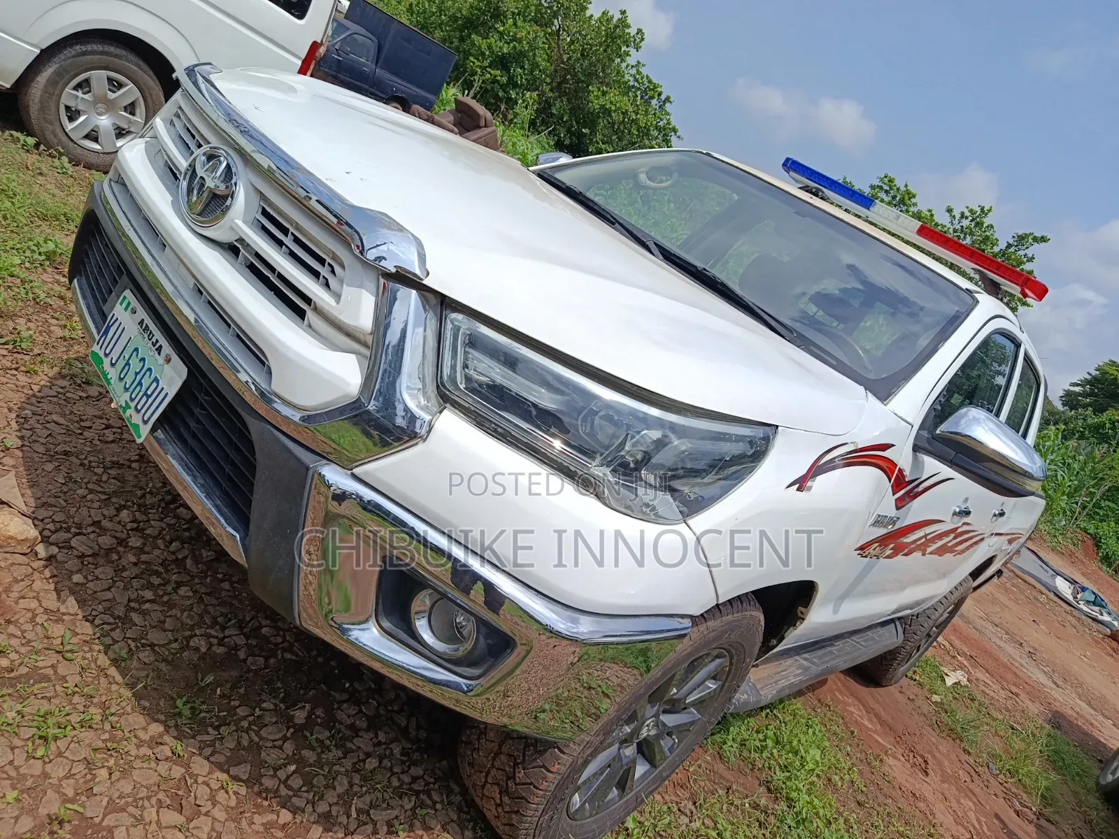 Toyota Hilux 2012 White