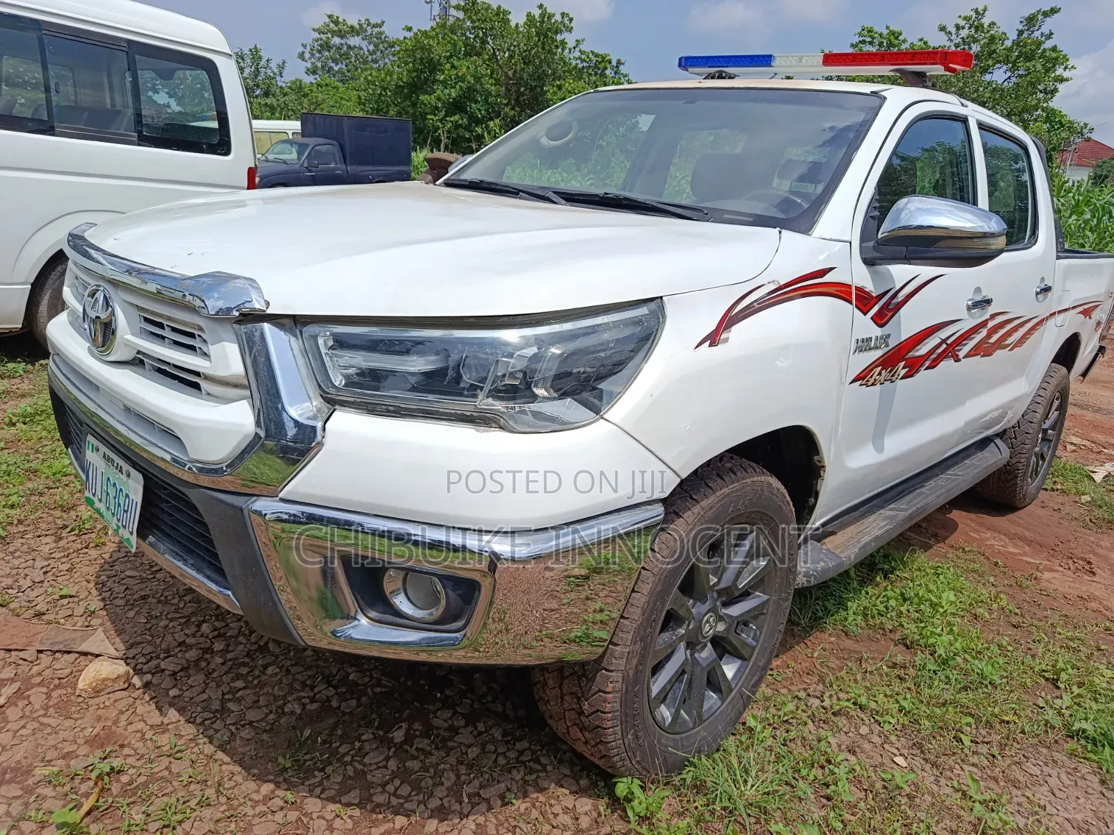 Toyota Hilux 2012 White