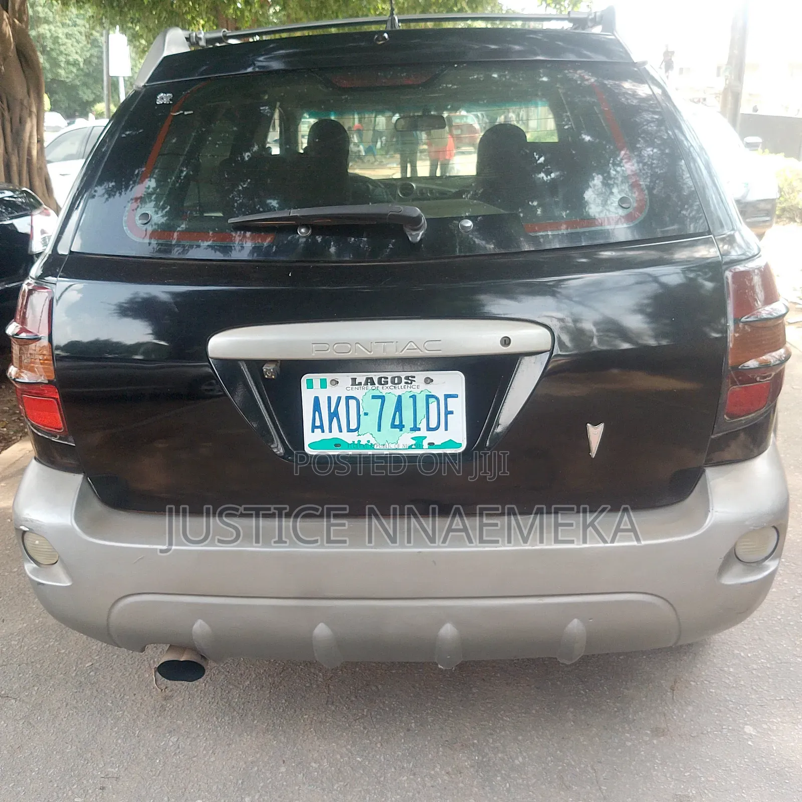 Pontiac Vibe Automatic 2004 Black