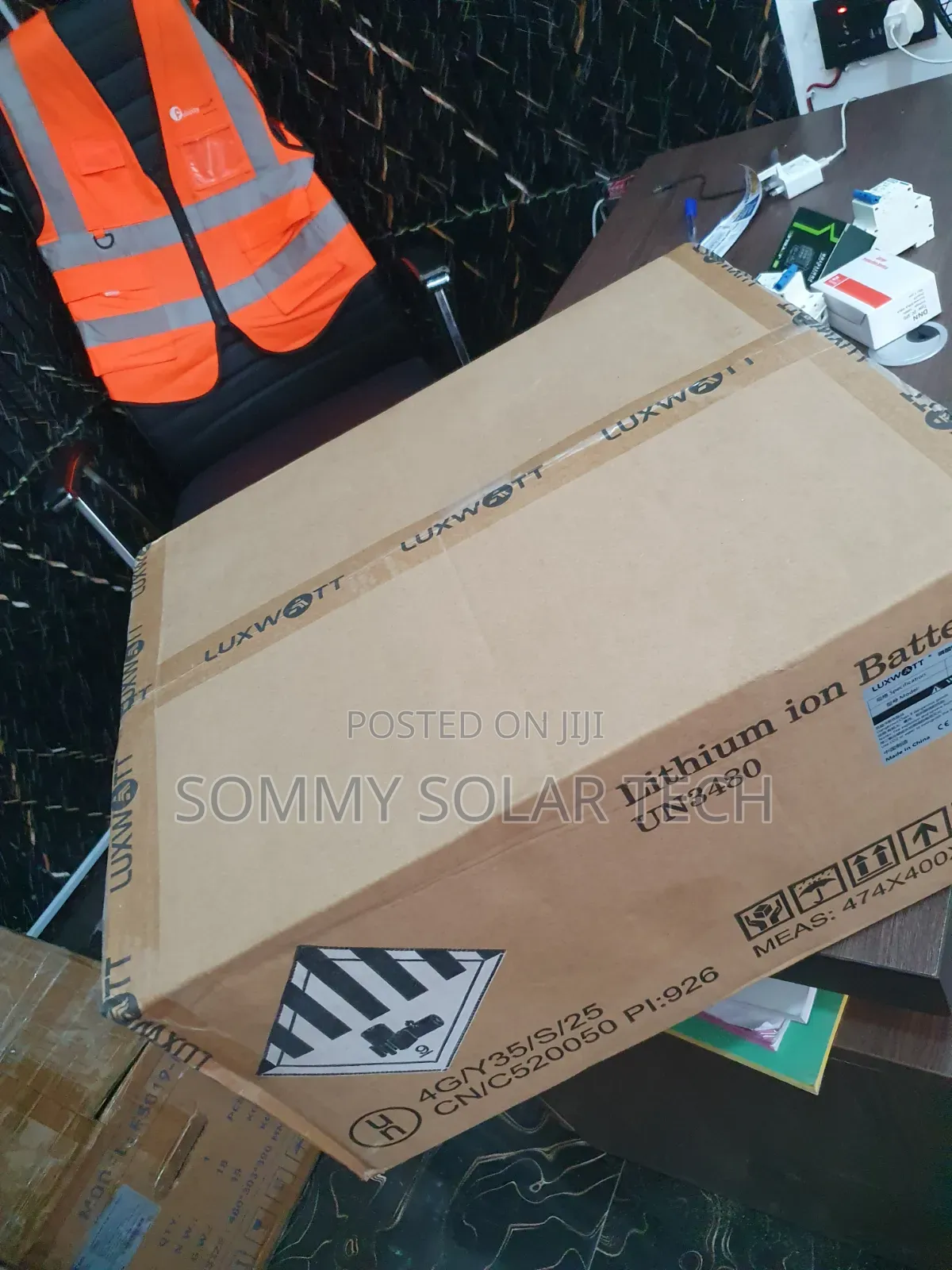 Luxwatt Lithium Ion Battery 5kwh 24v