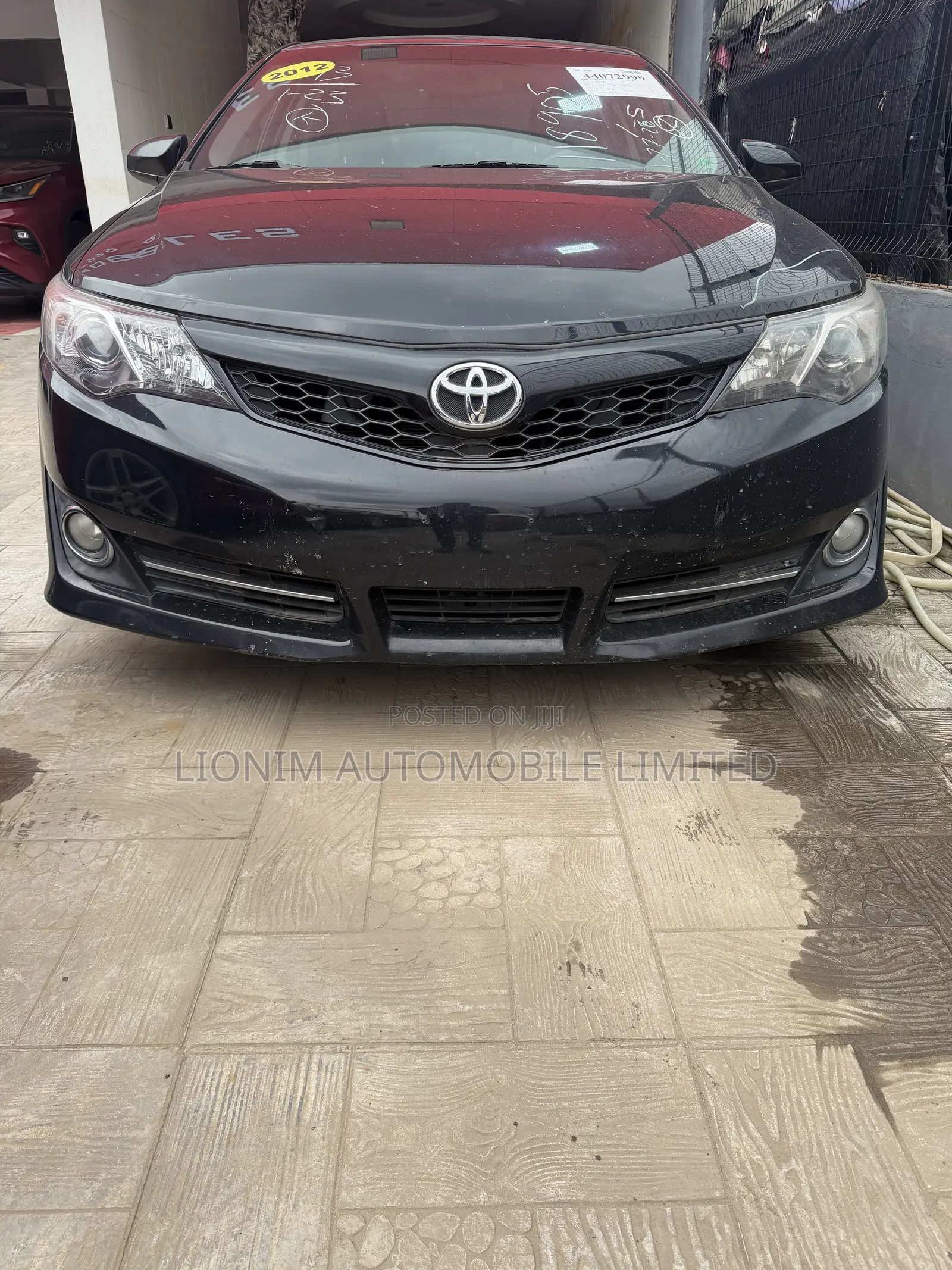 Toyota Camry SE 4dr Sedan (2.5L 4cyl 6A) 2012 Black