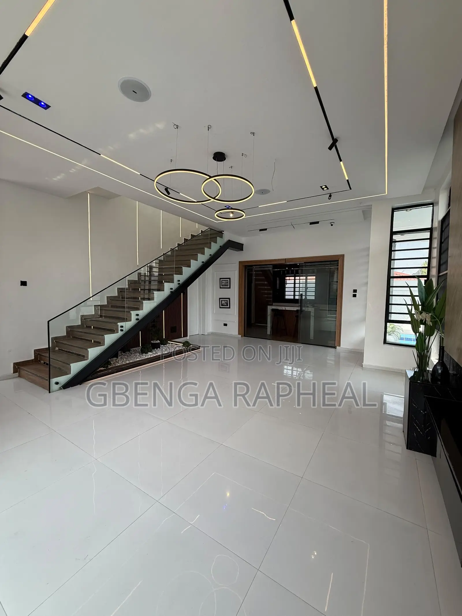 5bdrm Duplex in Ajah for sale