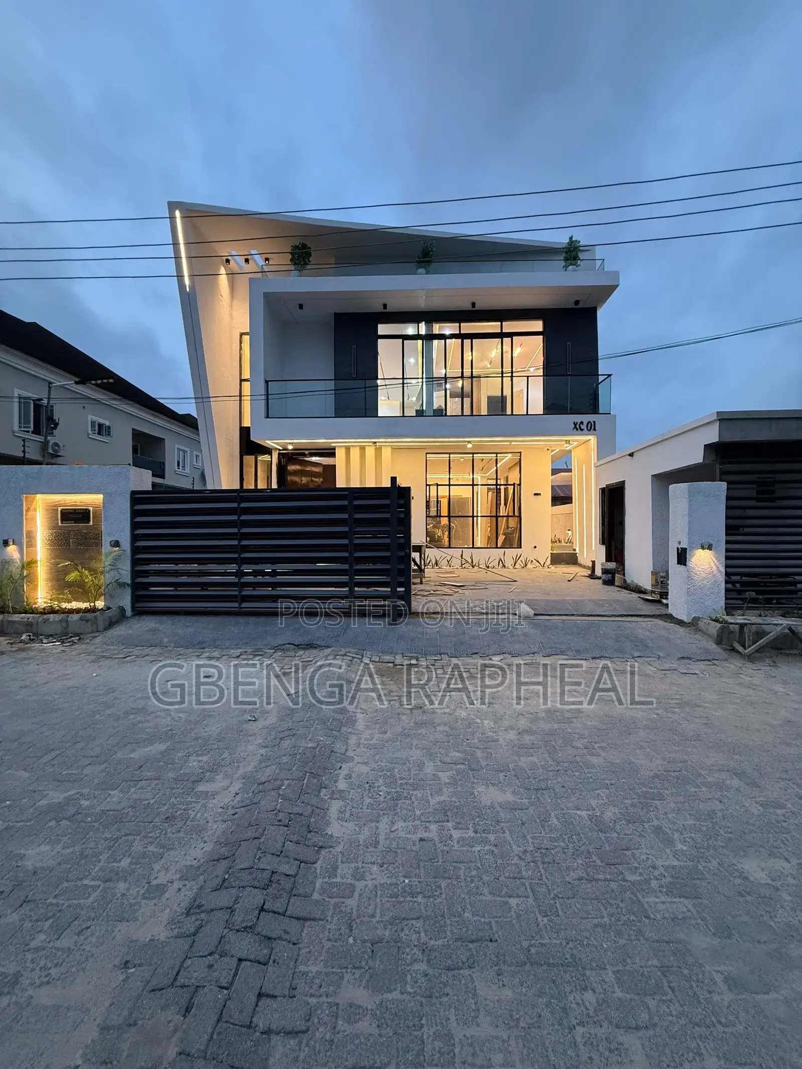 5bdrm Duplex in Ajah for sale