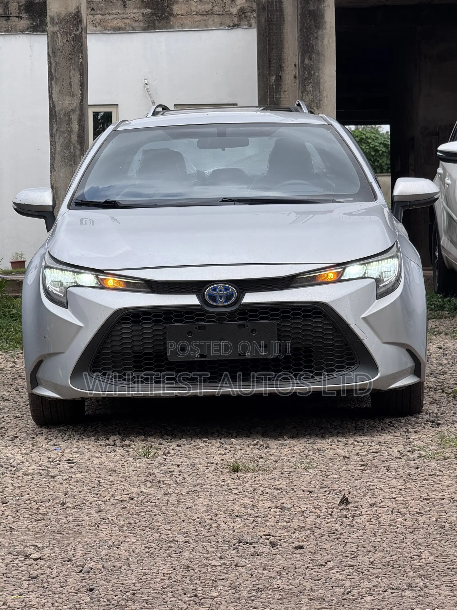Toyota Corolla SE 2021 Silver