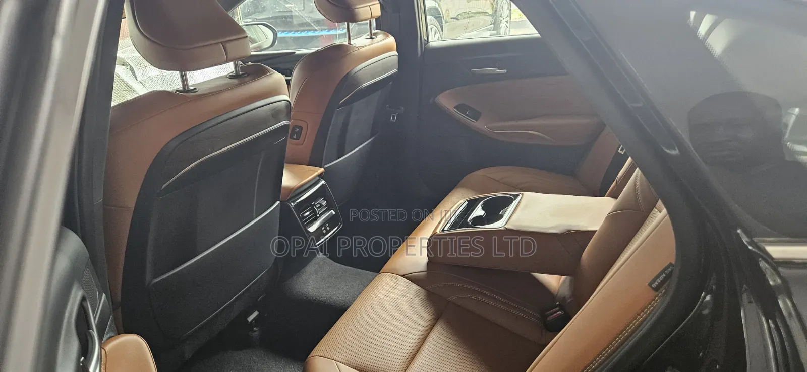 Toyota Avalon 2025 Black