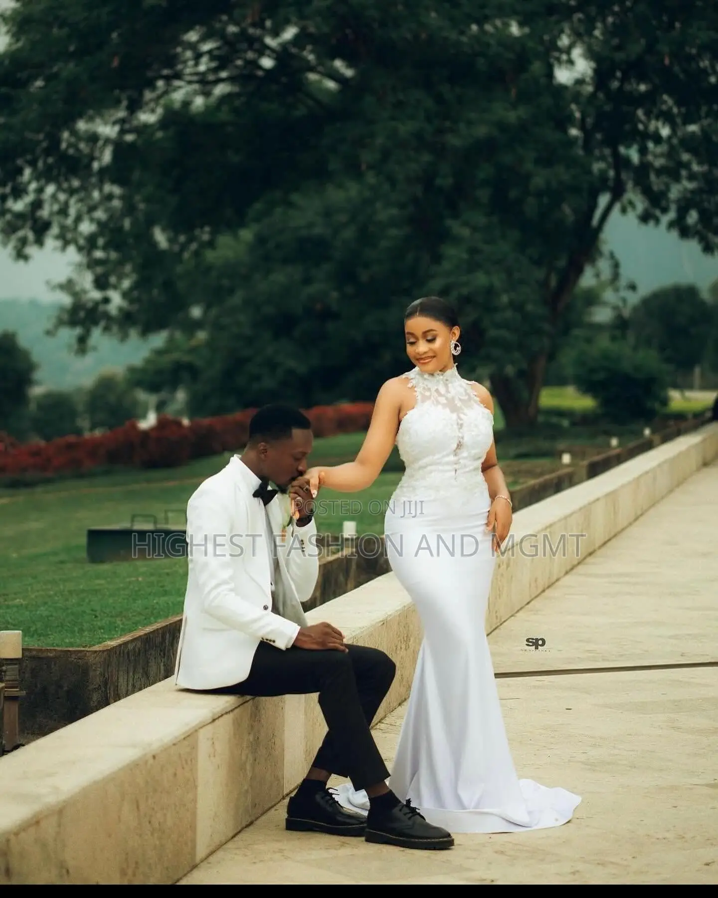 Mermaid Wedding Gown With Floral Lace Bodice White Dinner Outfit