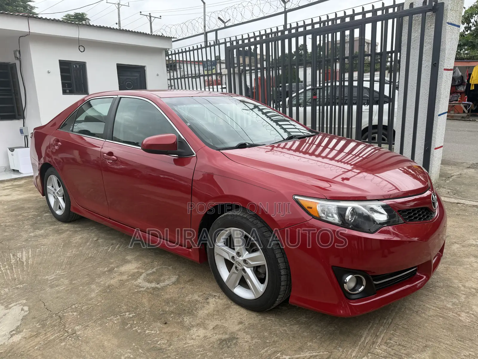 Toyota Camry SE Limited Edition 4dr Sedan (2.5L 4cyl 6A) 2012 Red