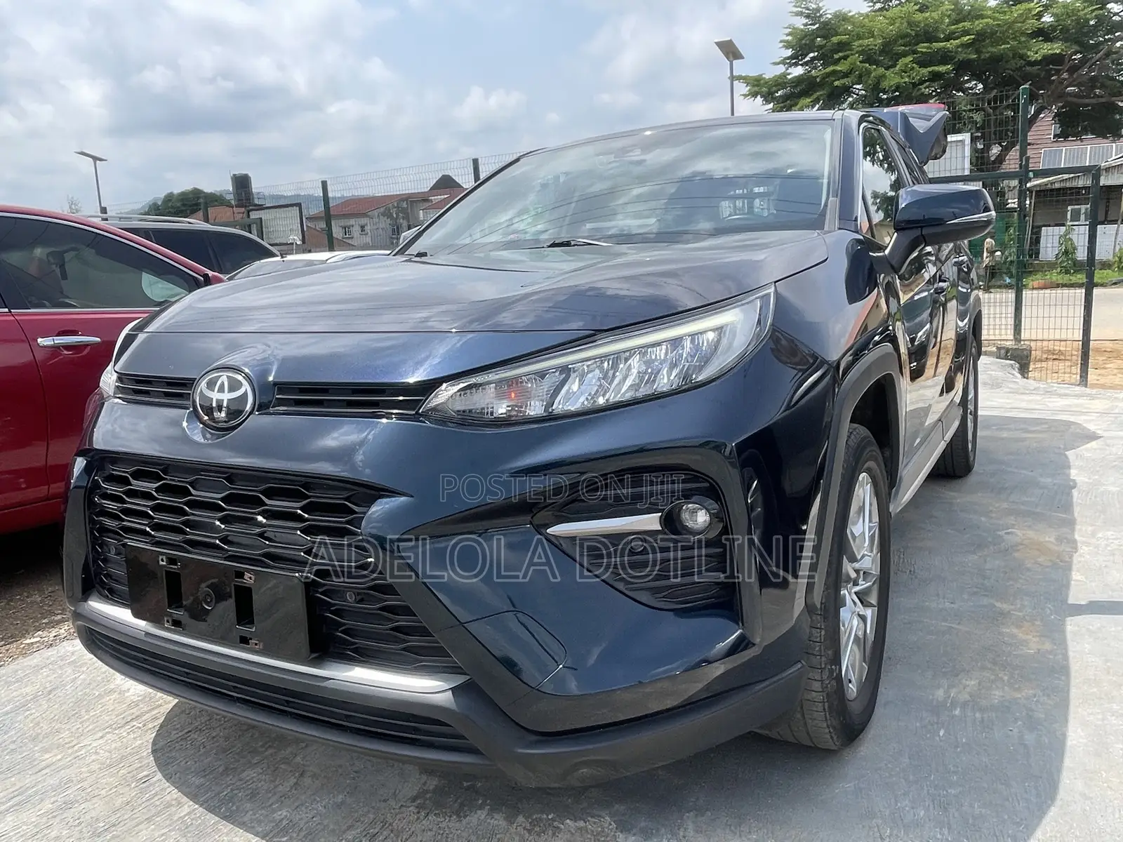 Toyota RAV4 XLE AWD 2023 Gray