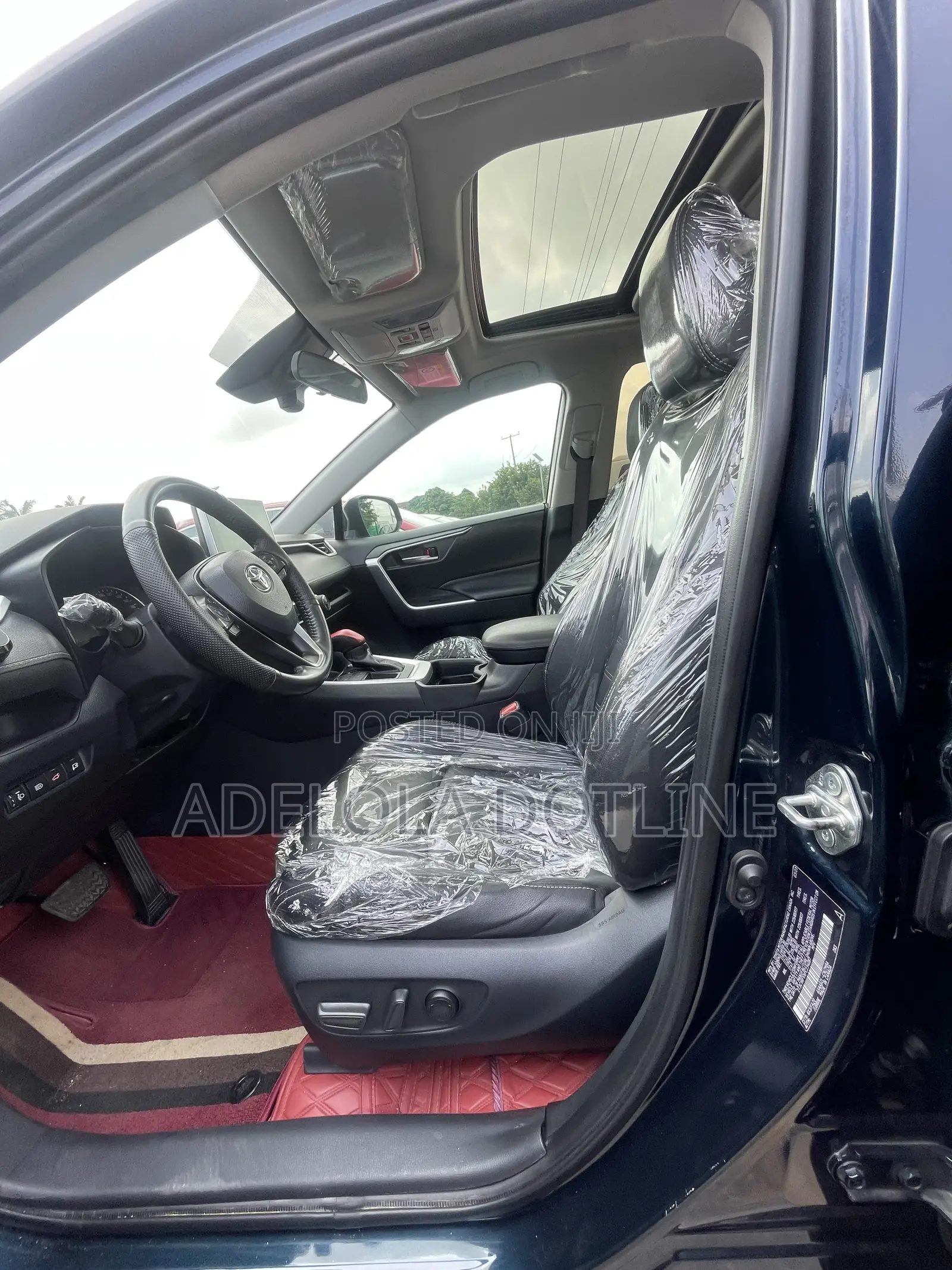 Toyota RAV4 XLE AWD 2023 Gray