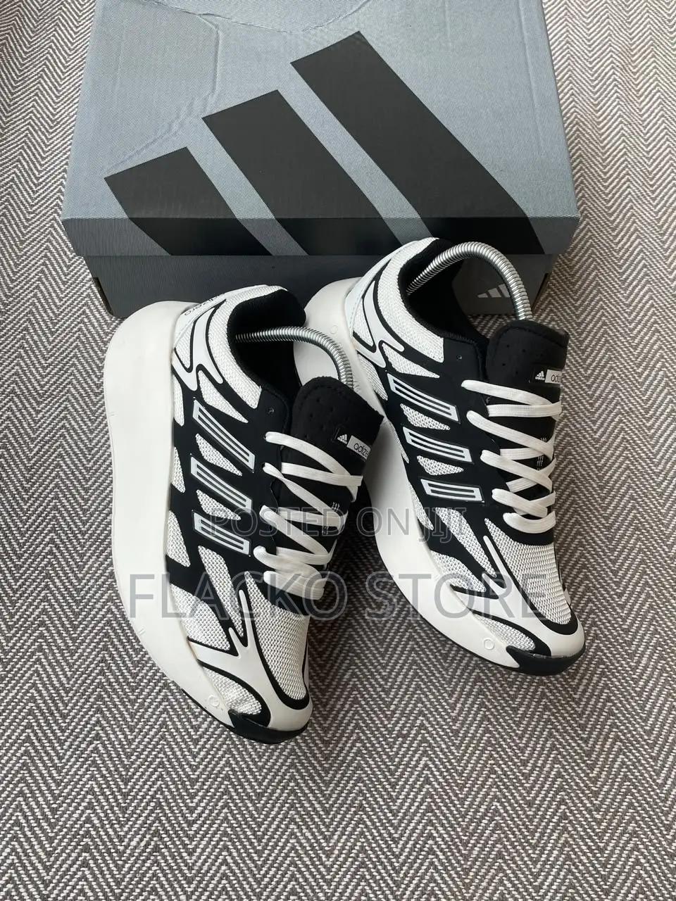 Original Adidas Adizero Aruku Running Sneakers