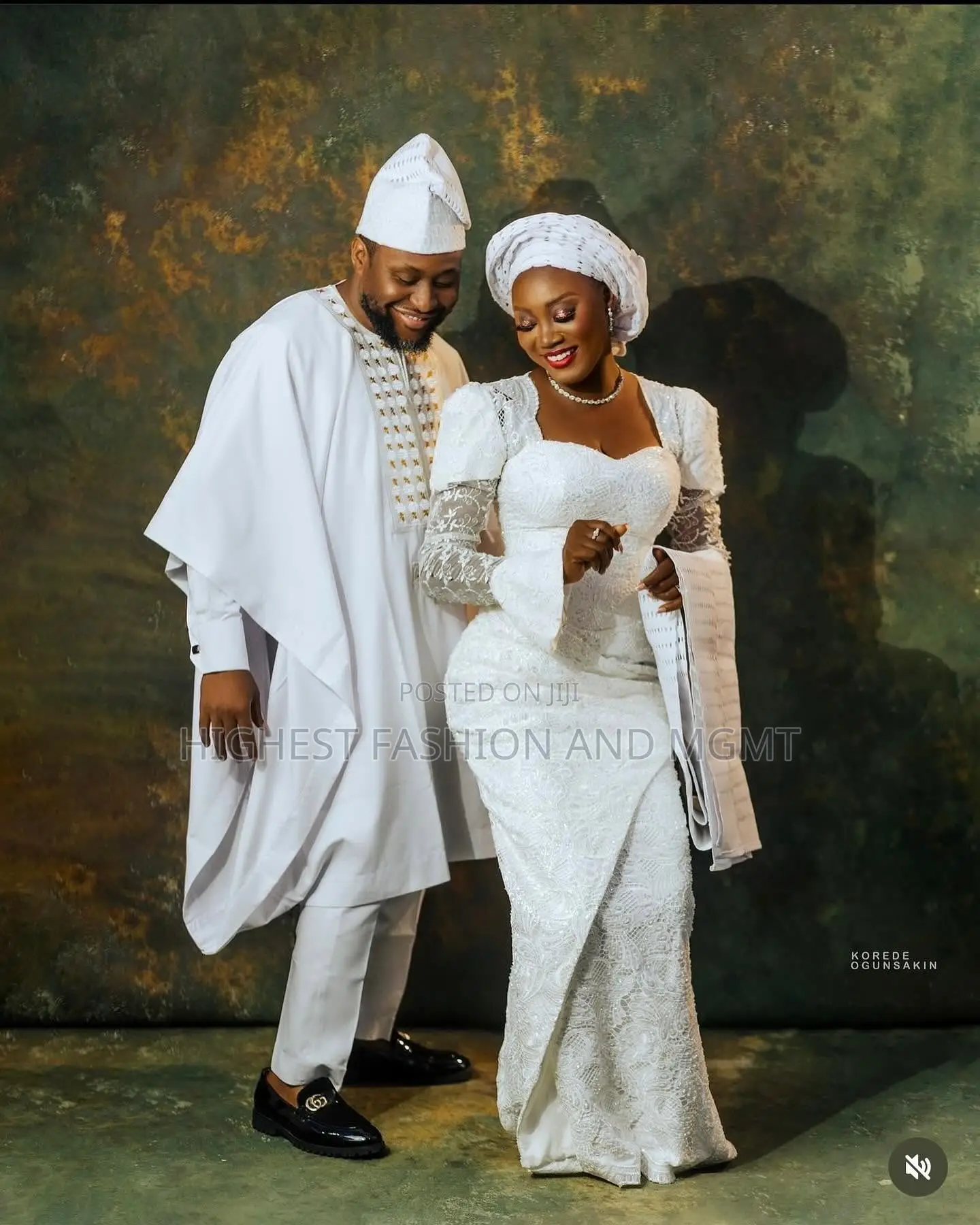 Luxury All-White Traditional Couple Set