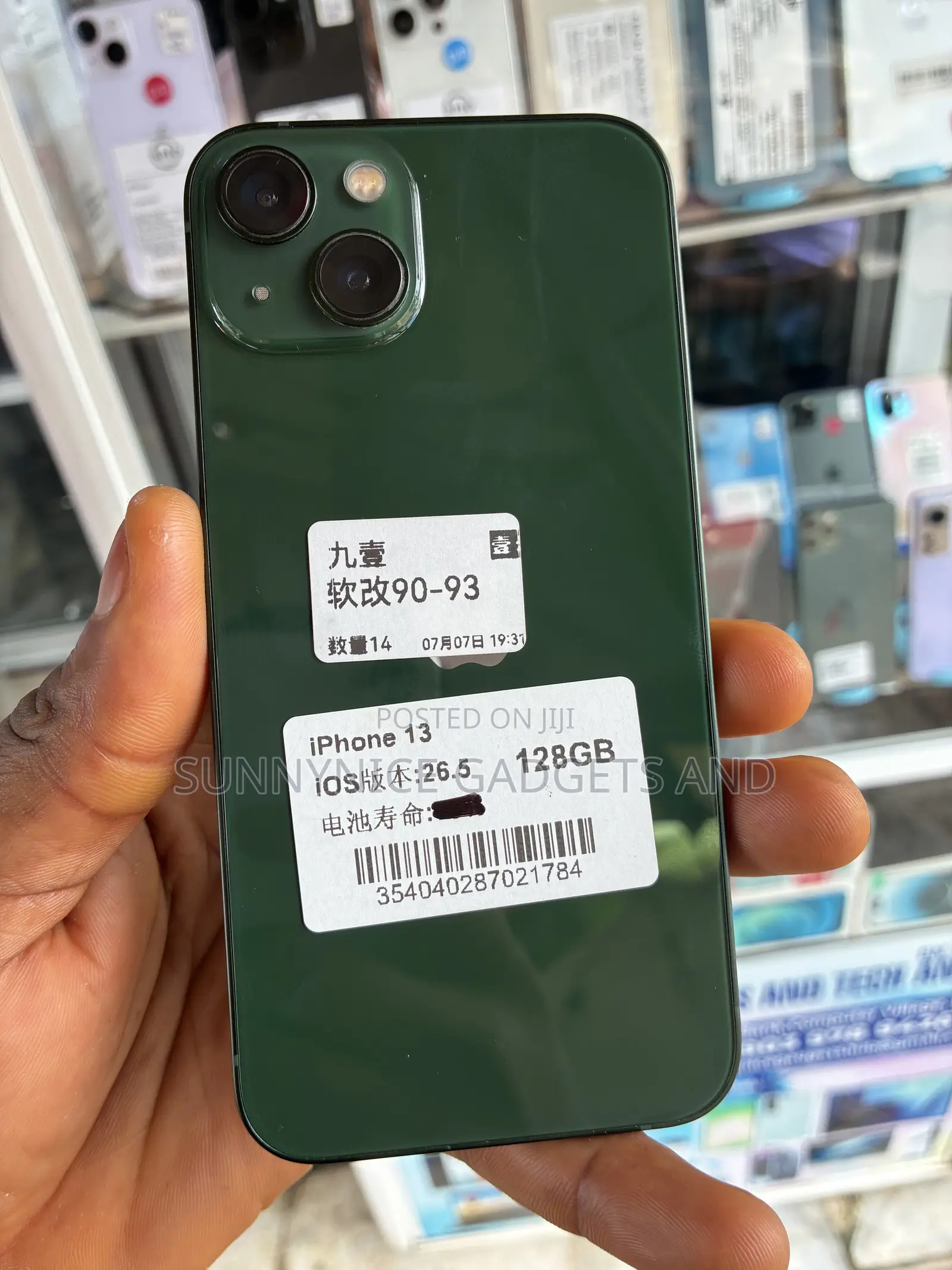 Apple iPhone 13 128 GB Green
