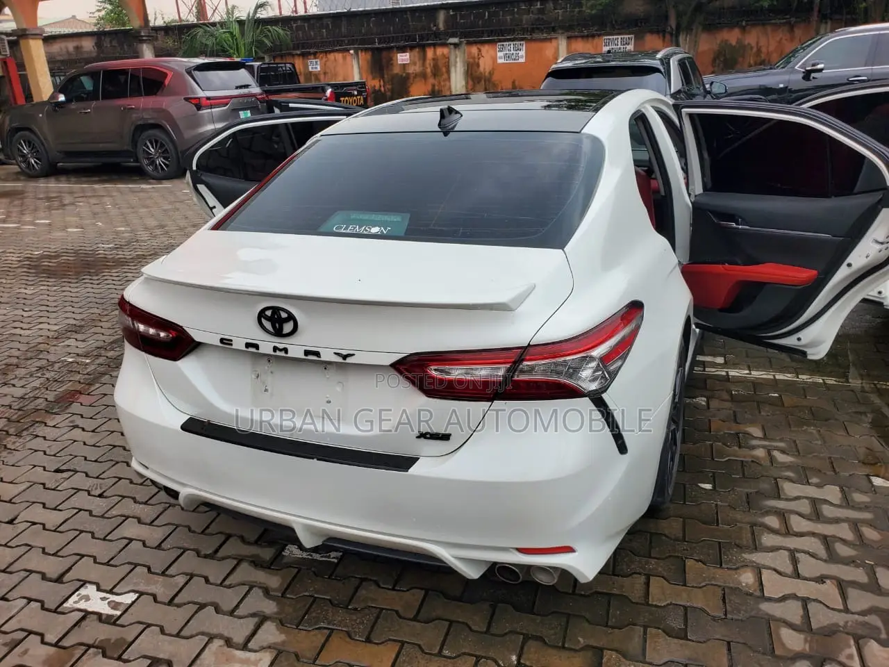 Toyota Camry XSE V6 FWD 2020 White