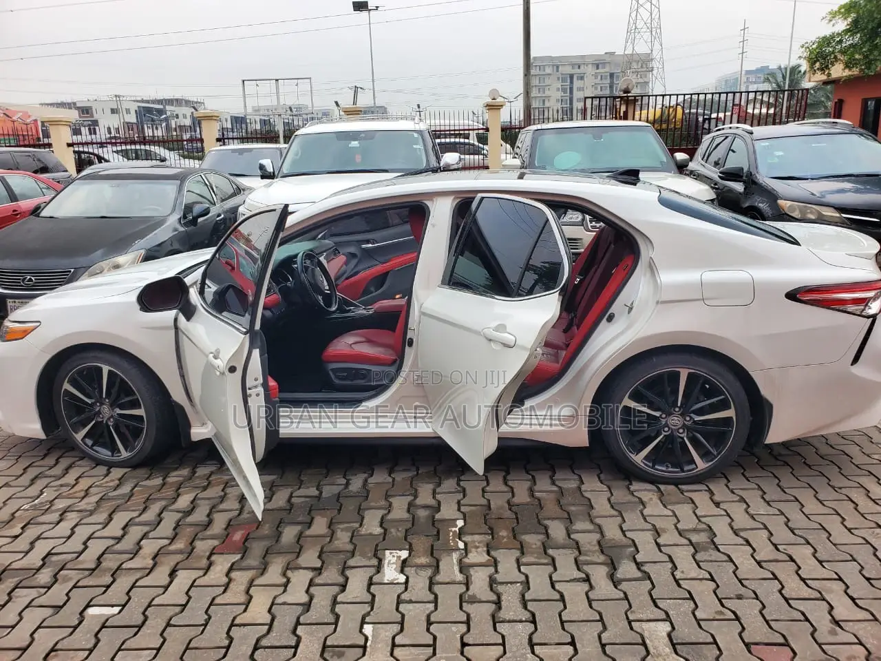 Toyota Camry XSE V6 FWD 2020 White