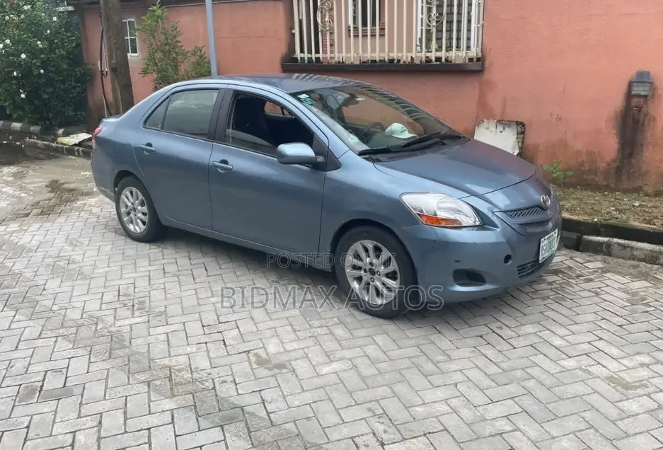 Toyota Yaris 1.3 2008 Blue