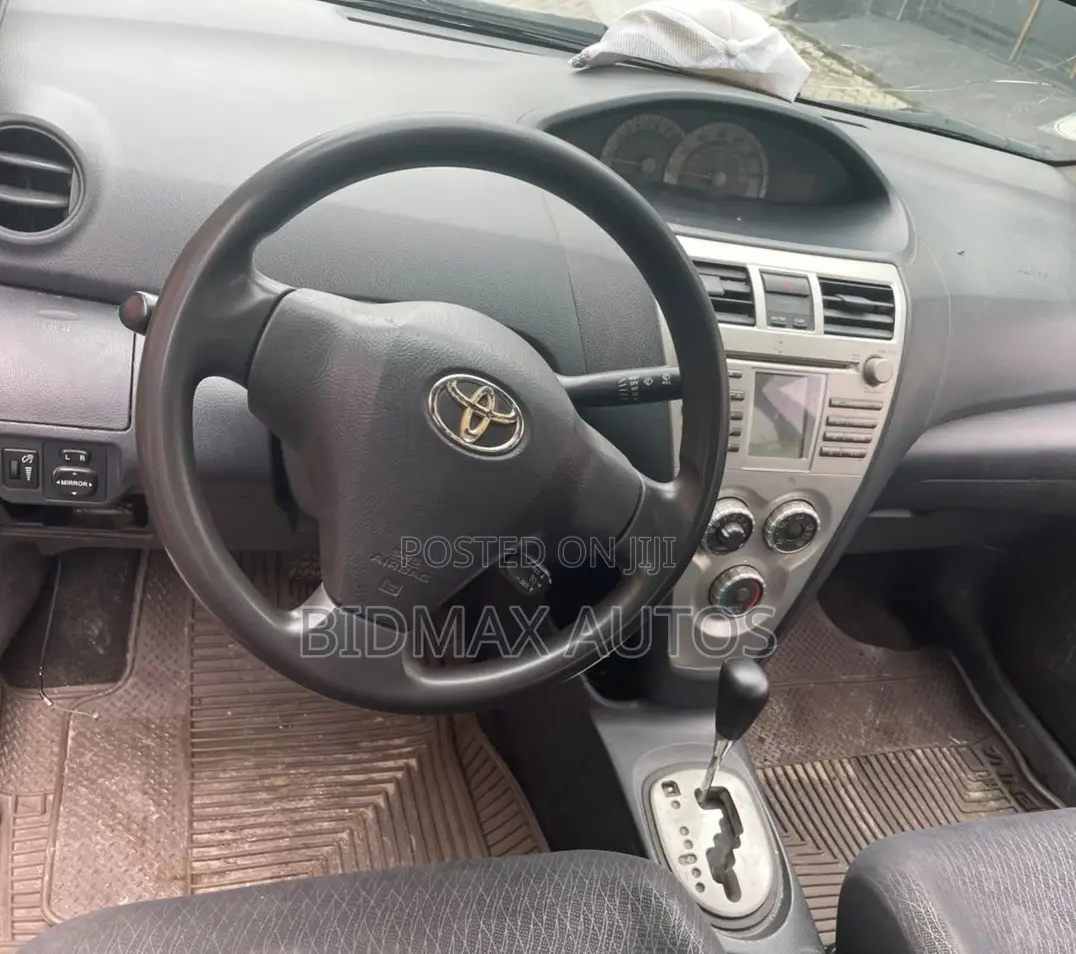 Toyota Yaris 1.3 2008 Blue