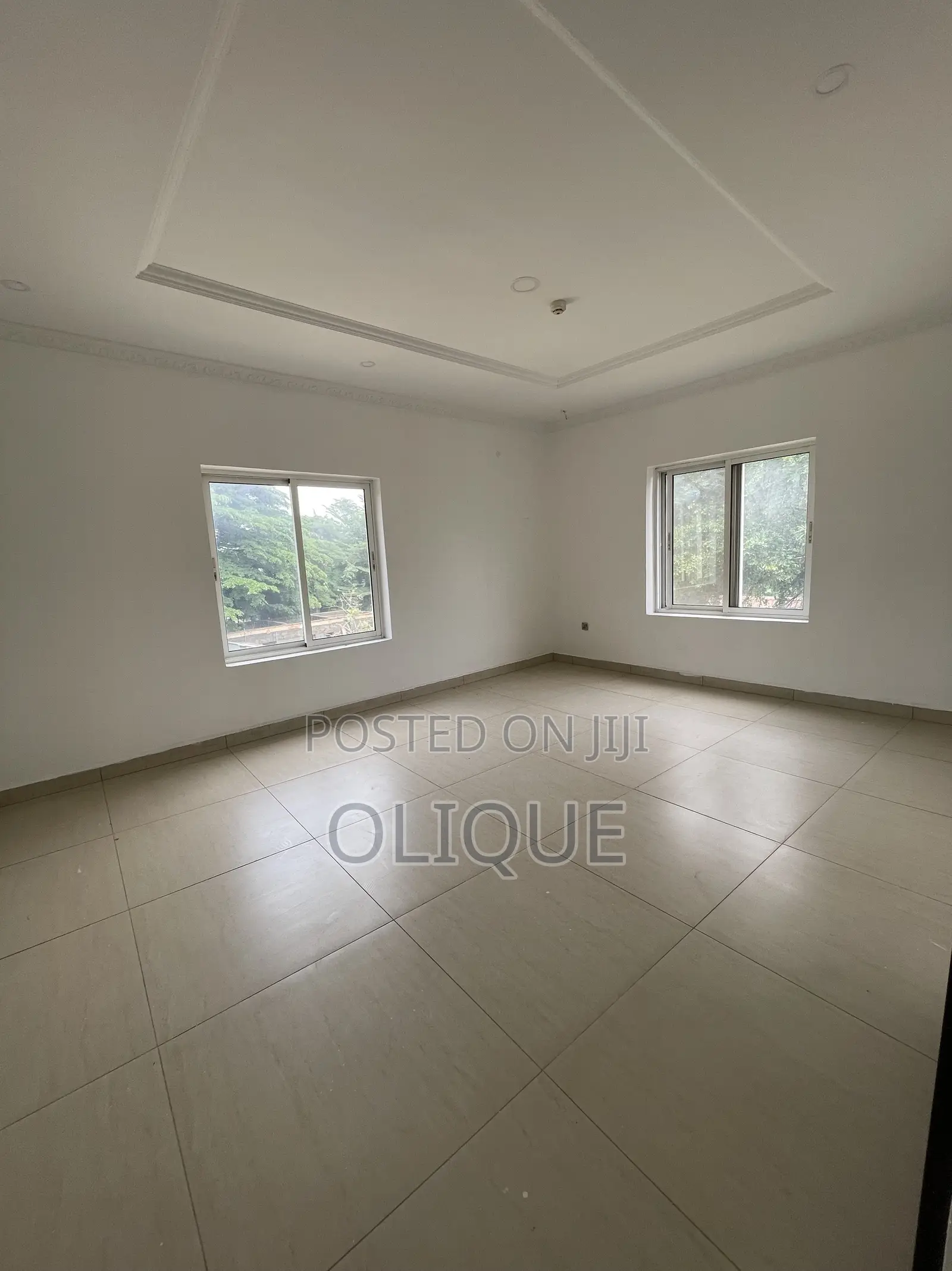 18bdrm Block of Flats in Maitama for rent