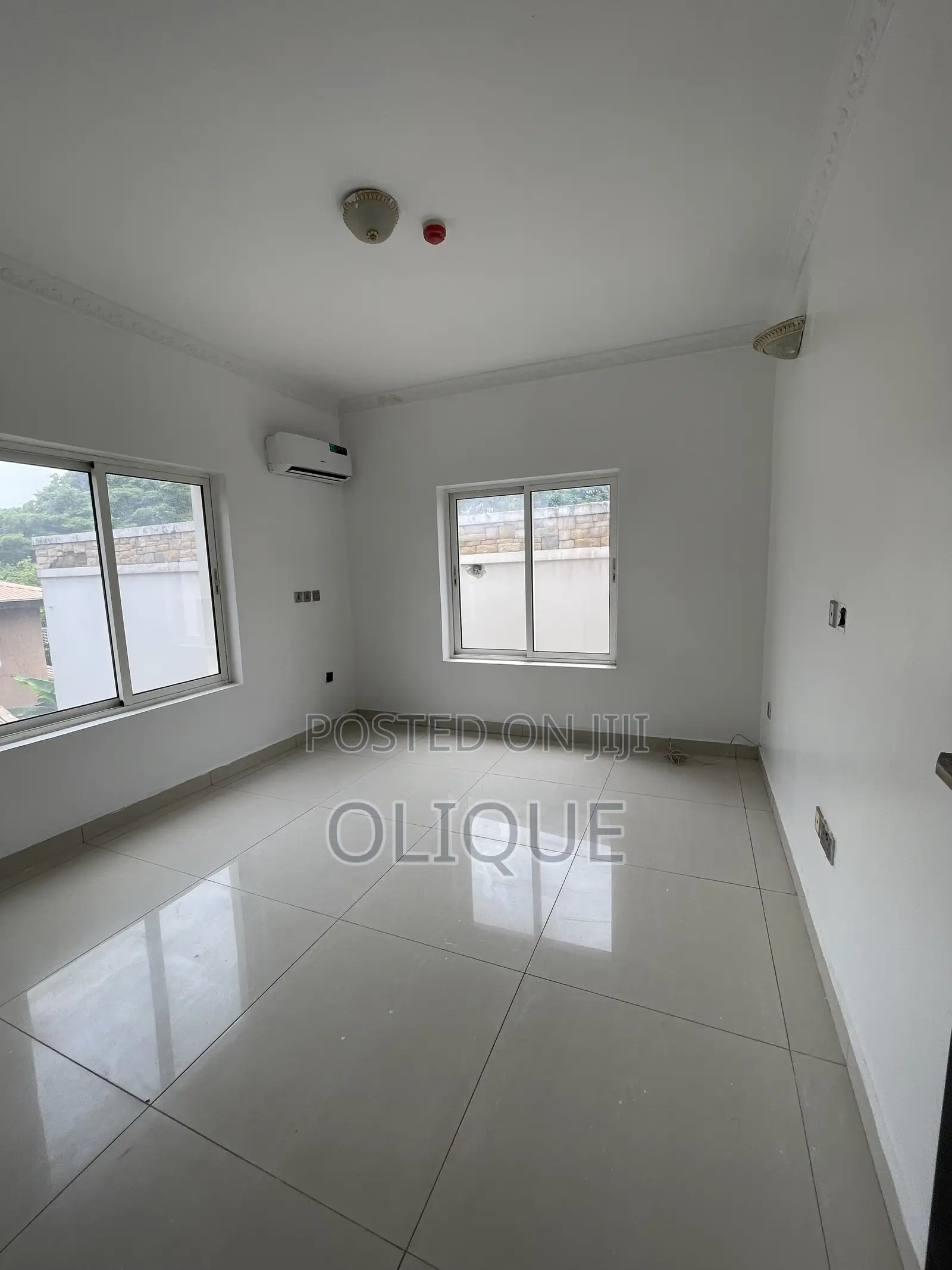 18bdrm Block of Flats in Maitama for rent