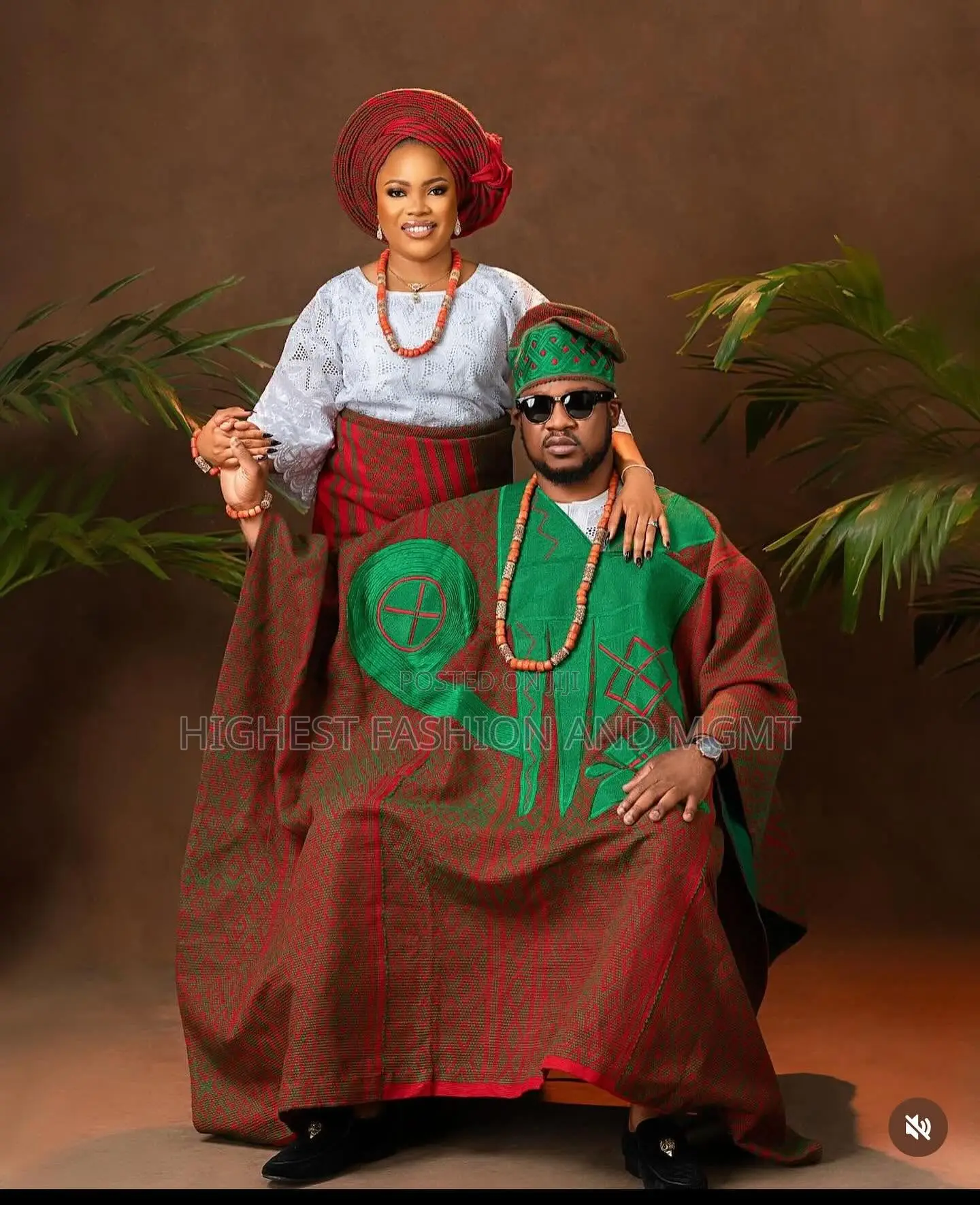 Luxury Traditional Red Green Couple Set