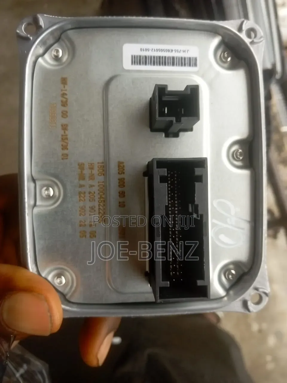 C300 2017 Headlight Charger