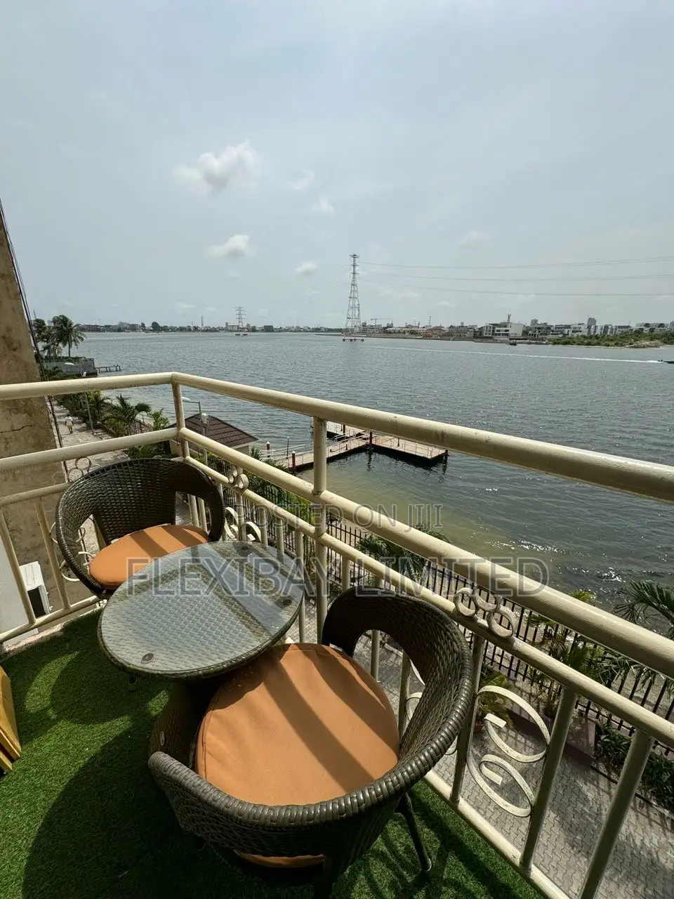 3bdrm Apartment in Lekki Phase 1 for rent