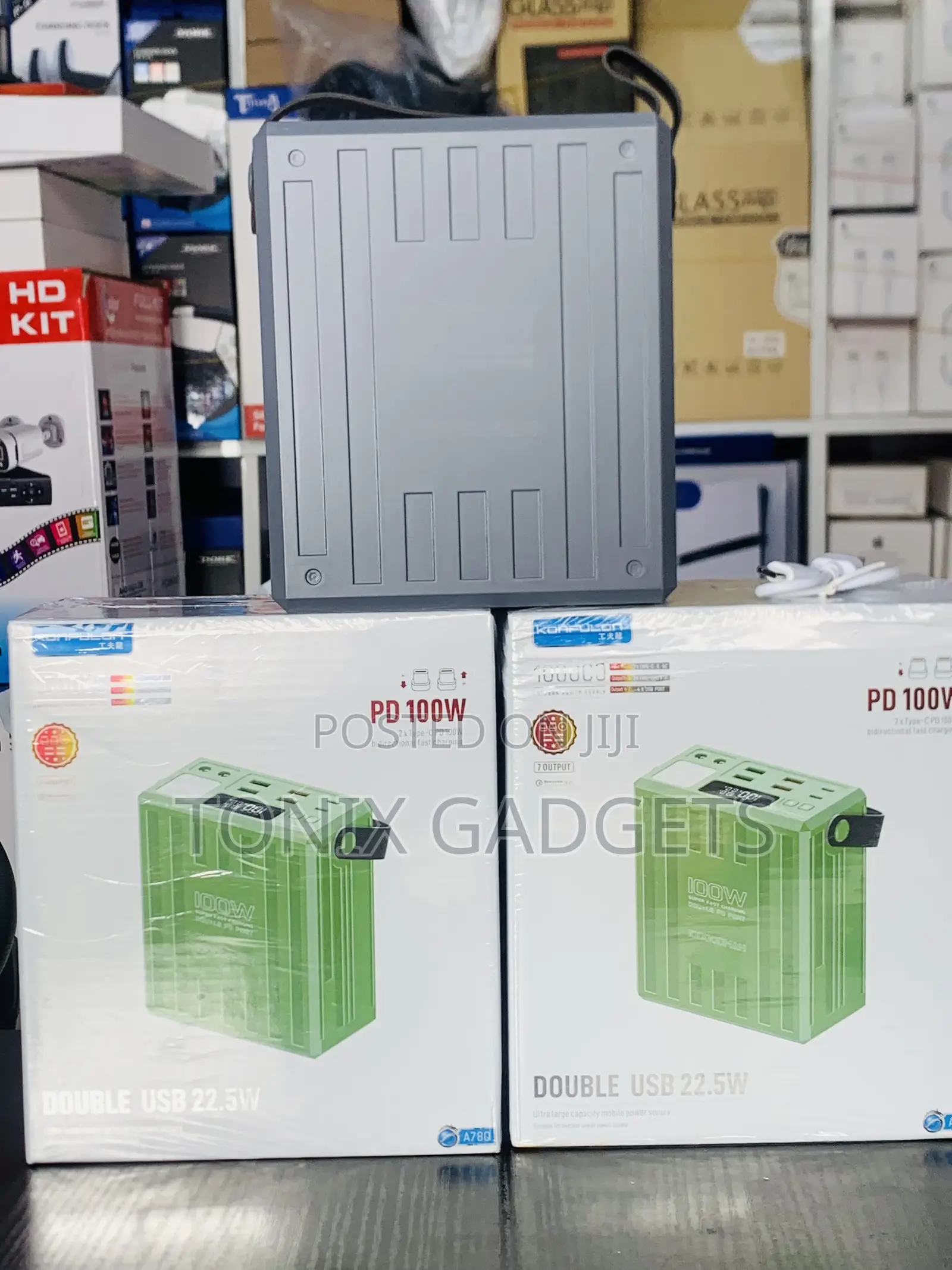 KONFULON A45Q 100000mAh 100W Super Fast Charging Power Bank.