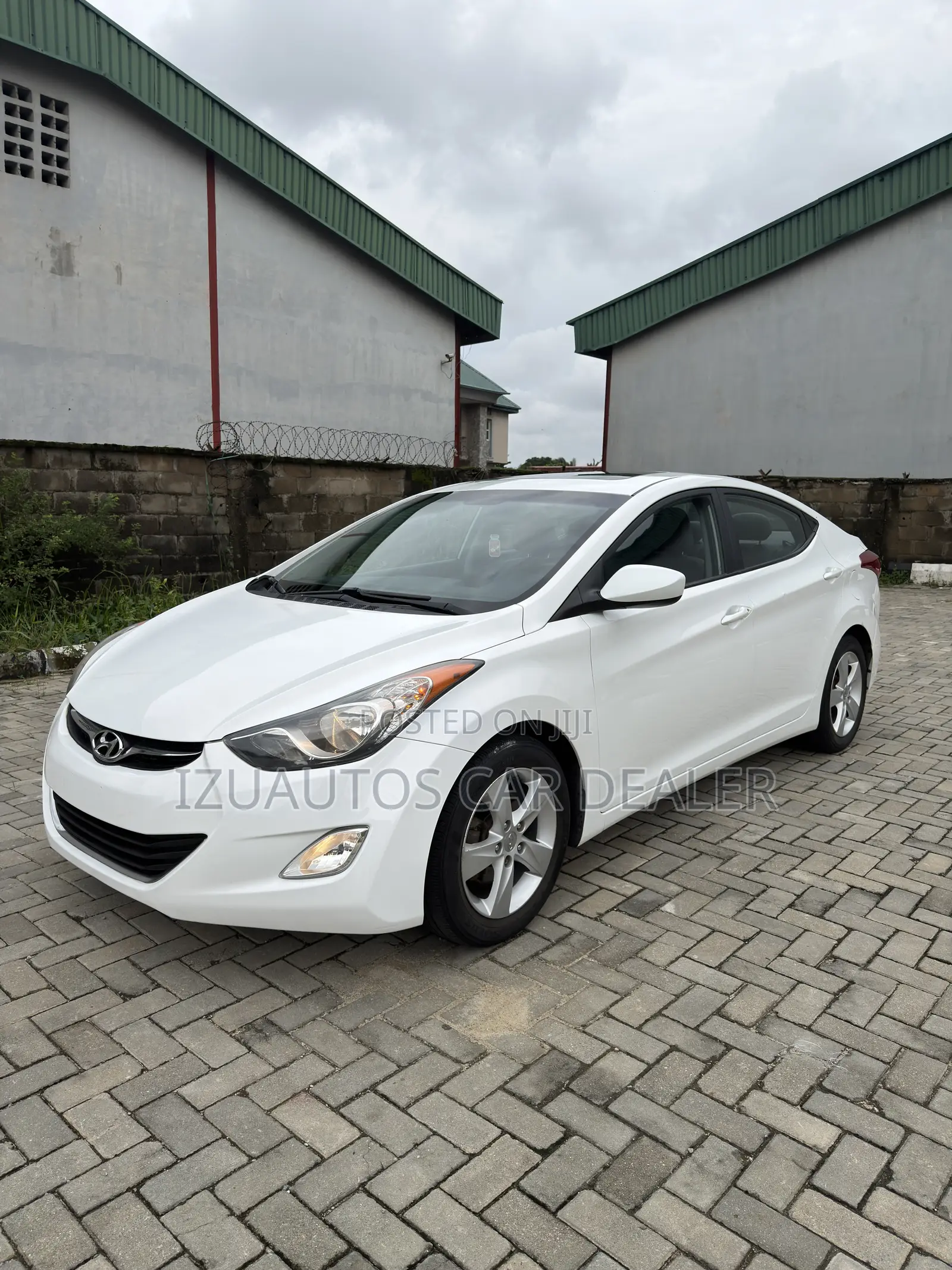 Hyundai Elantra 2013 White