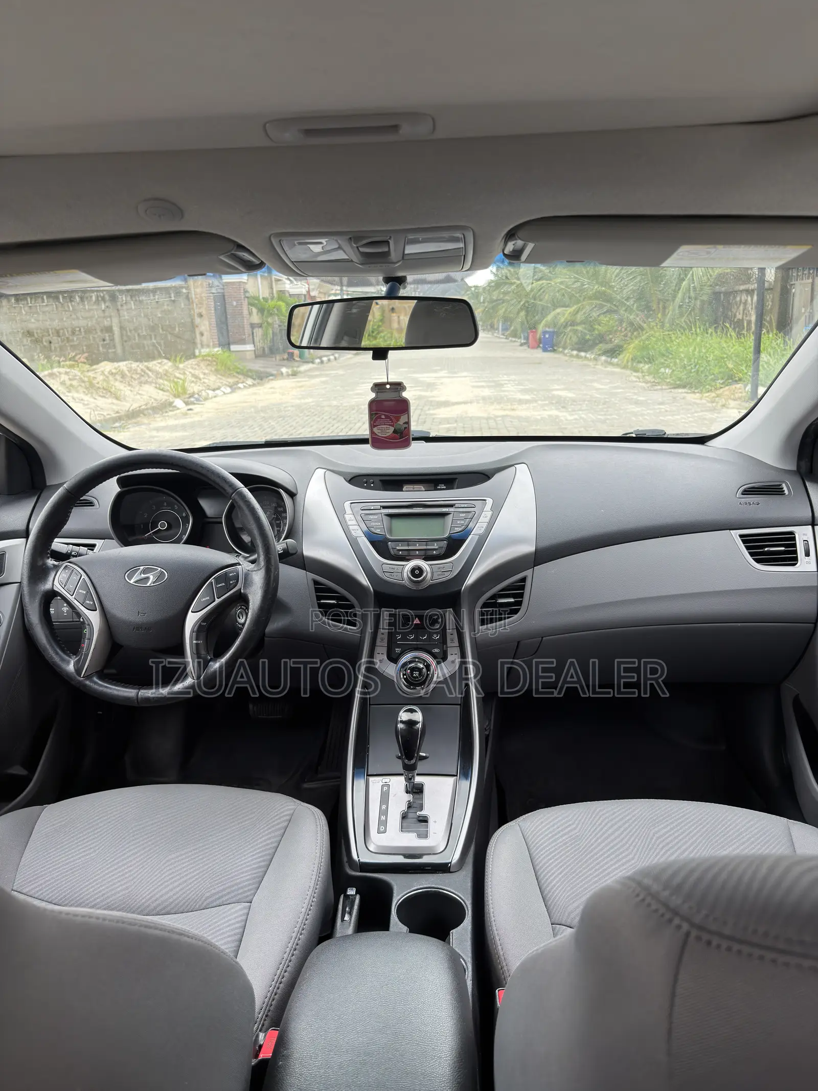 Hyundai Elantra 2013 White