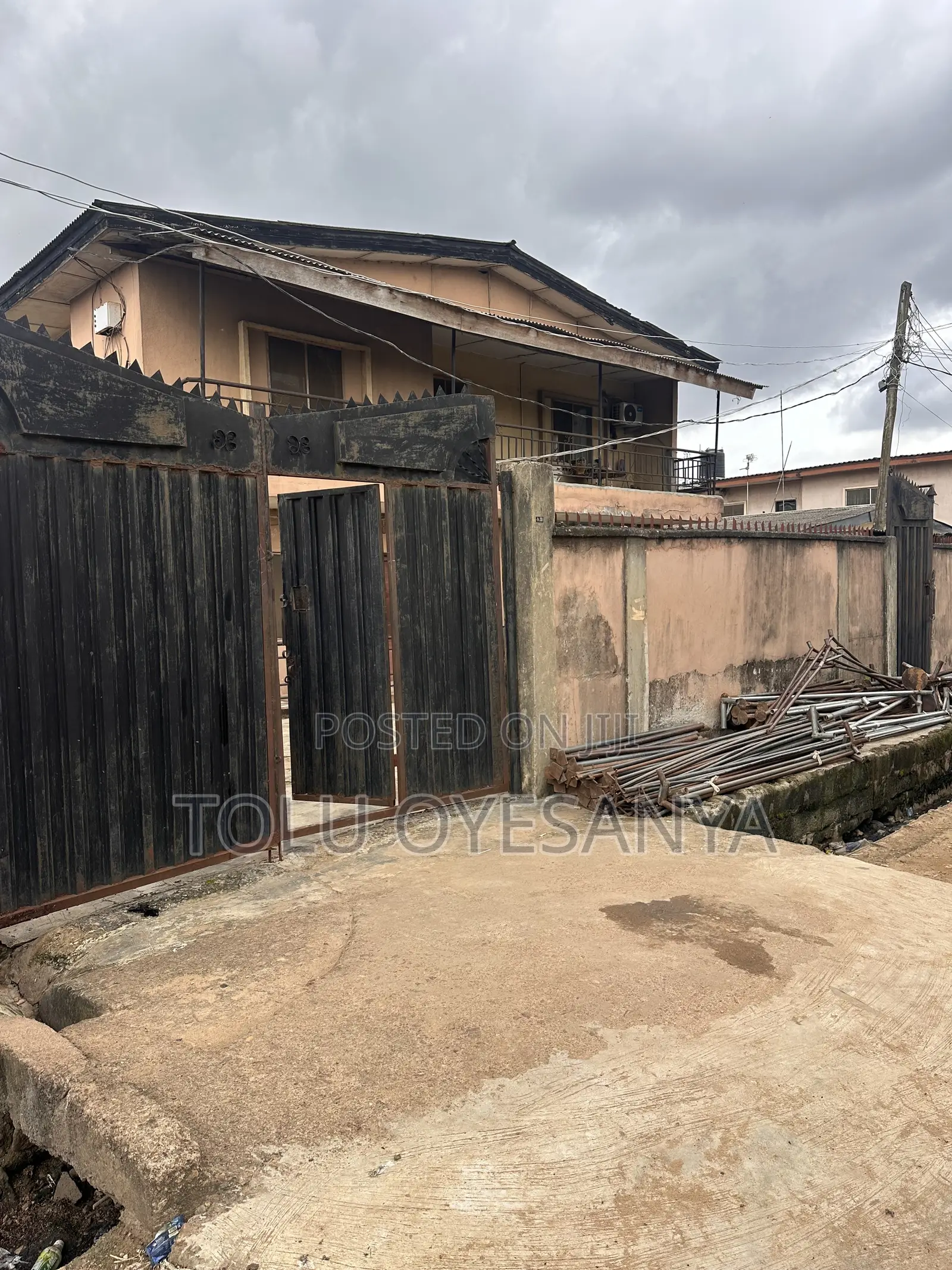 4bdrm Apartment in Lagos State for sale