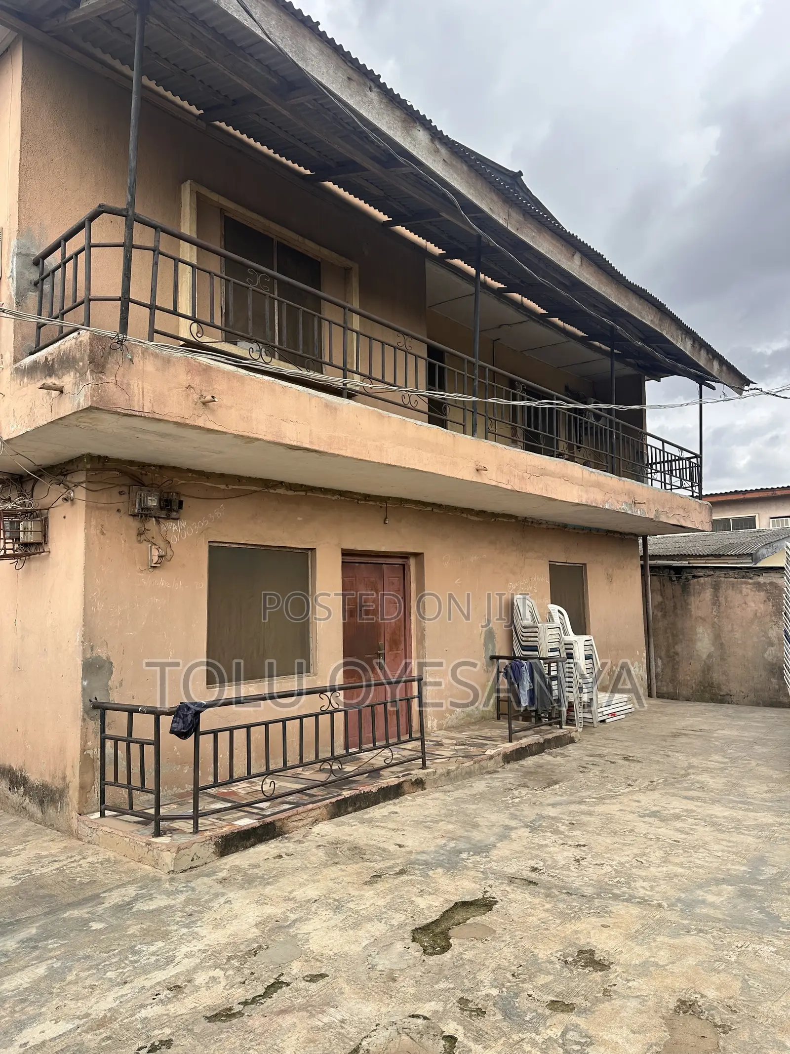 4bdrm Apartment in Lagos State for sale