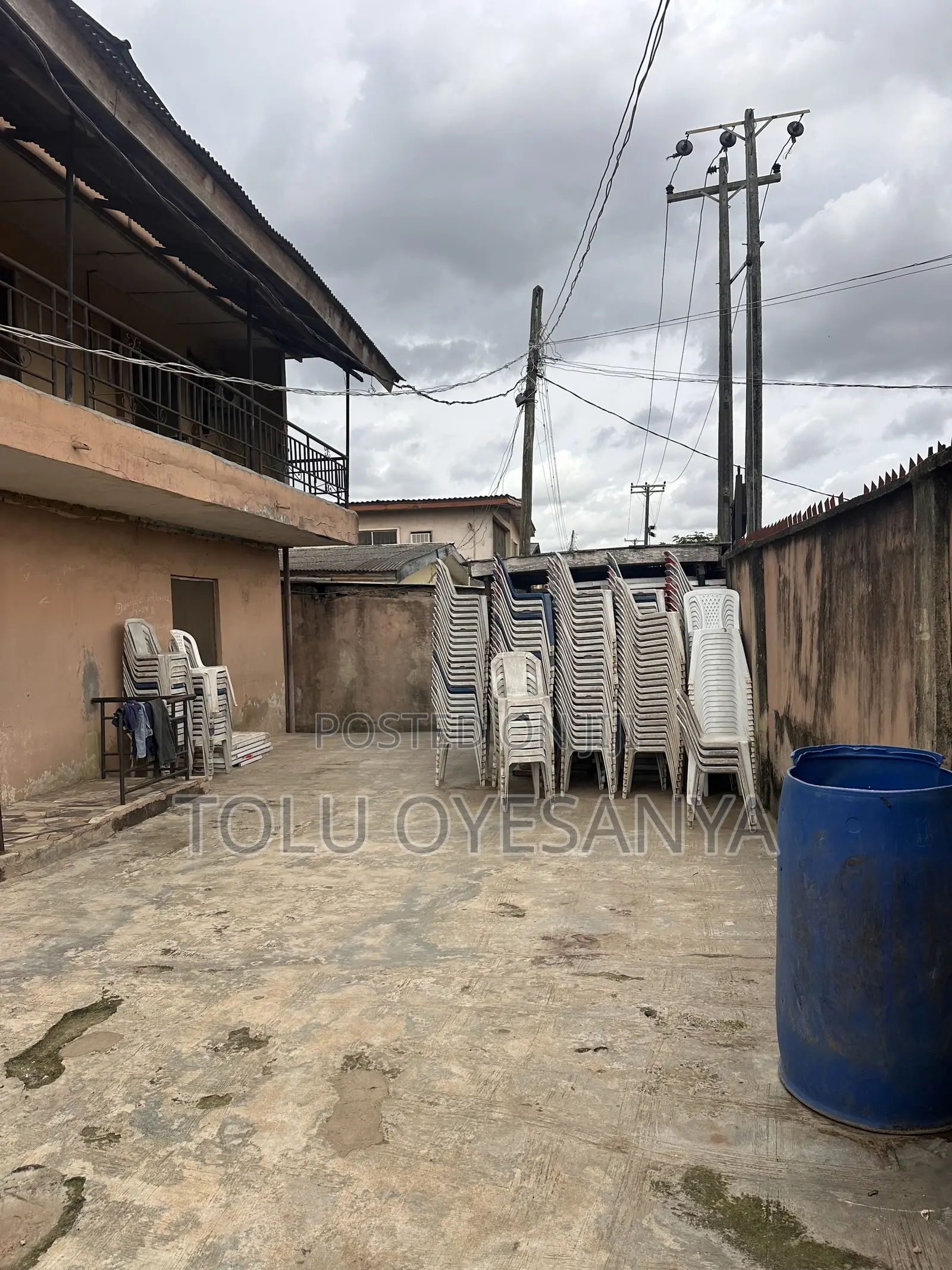 4bdrm Apartment in Lagos State for sale