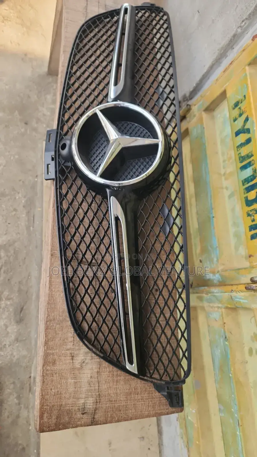 GLE350 2018 Coupe Front Grill