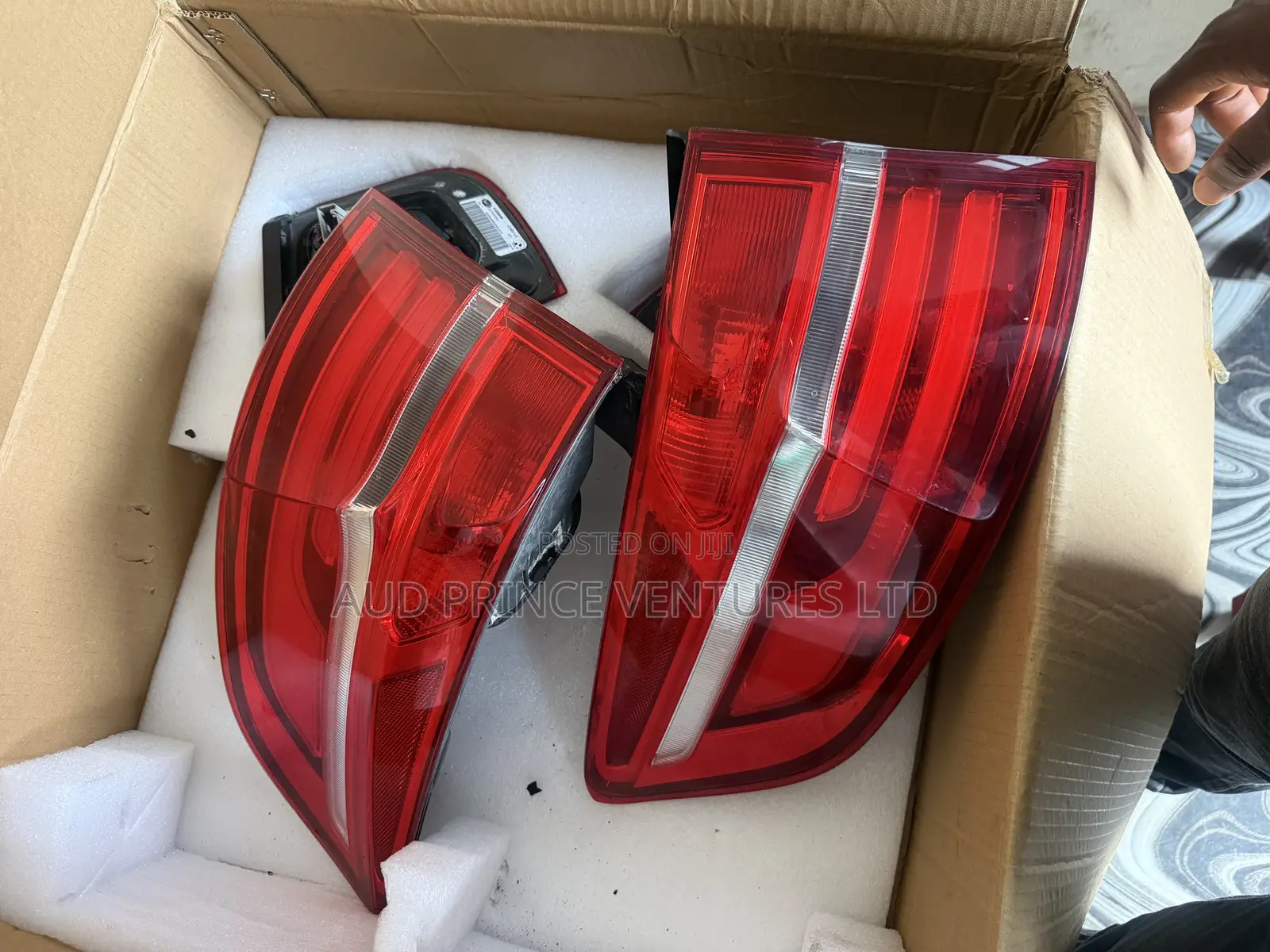 2014 BMW X6 Rear Lights