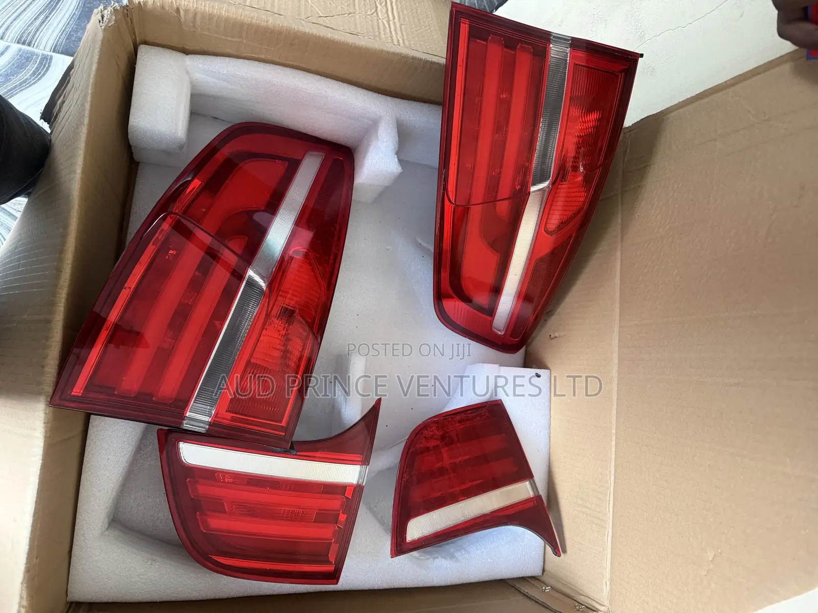2014 BMW X6 Rear Lights