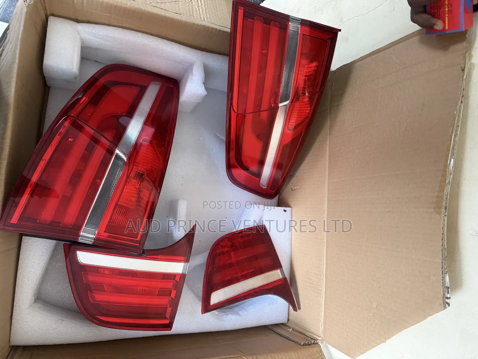 2014 BMW X6 Rear Lights