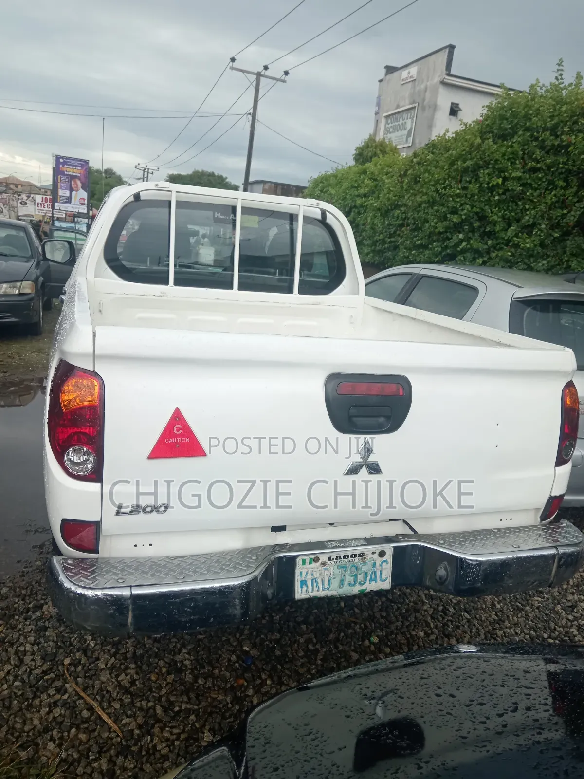 Mitsubishi L200 2012 White