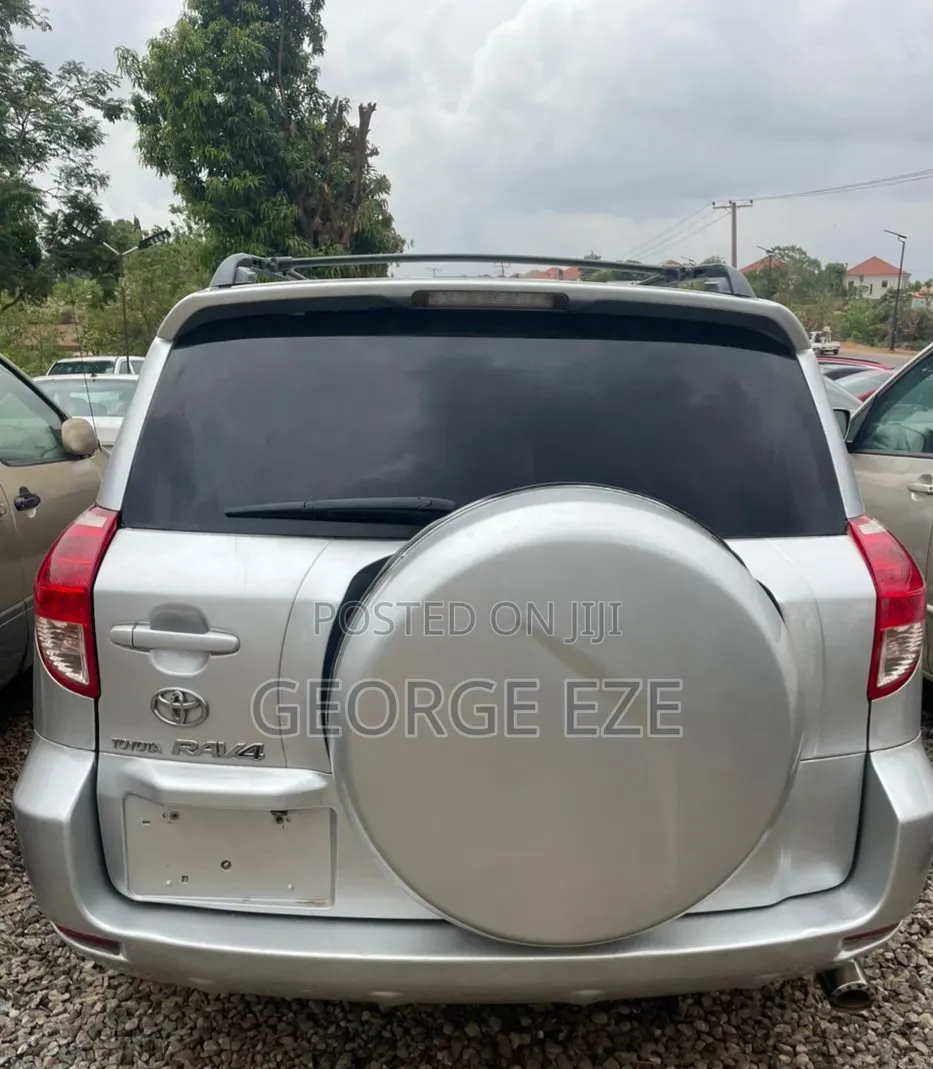 Toyota RAV4 2008 Silver