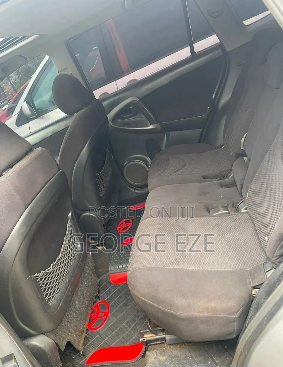 Toyota RAV4 2008 Silver