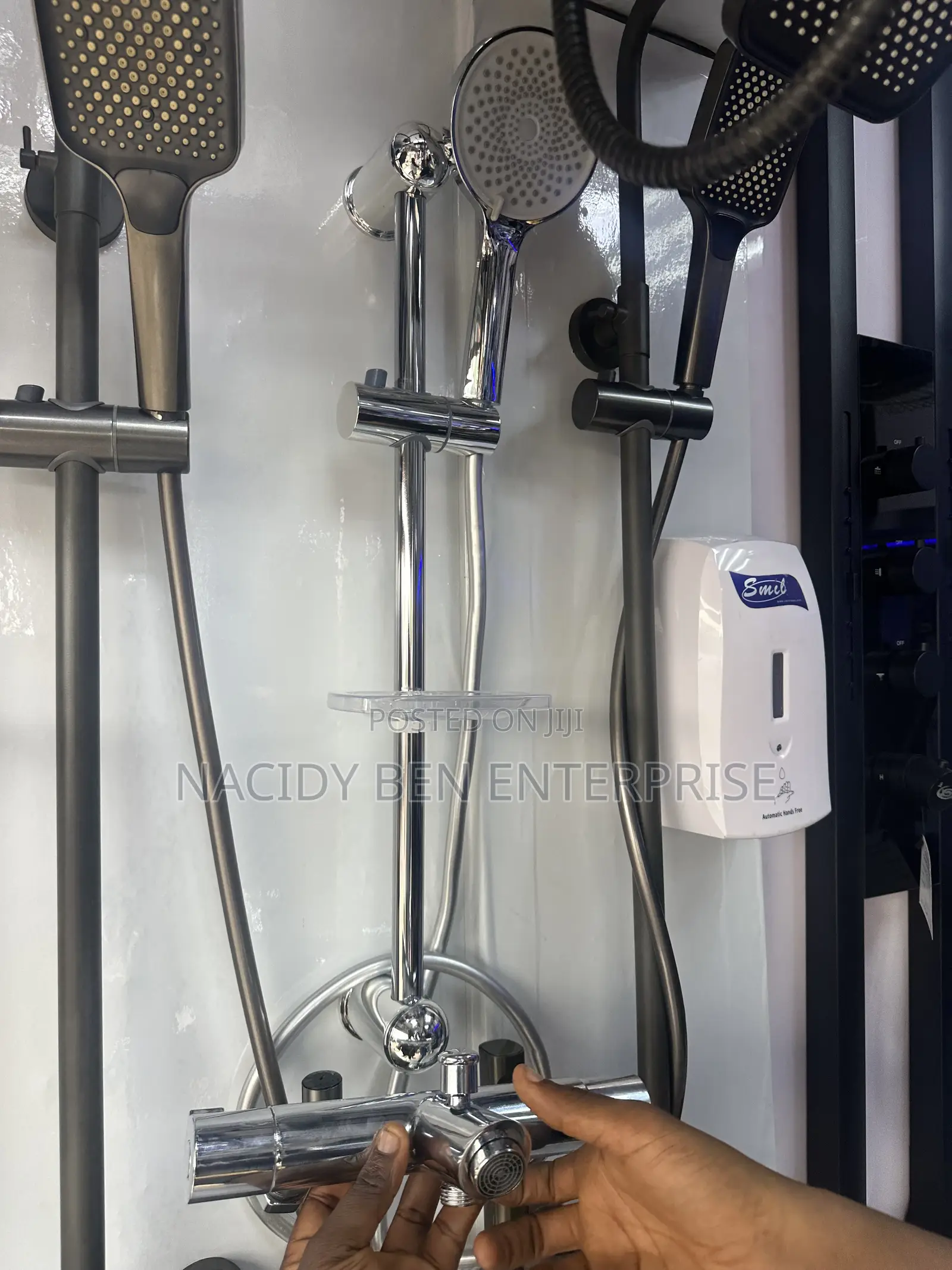 England Shower Kit With Handheld and Shower Head