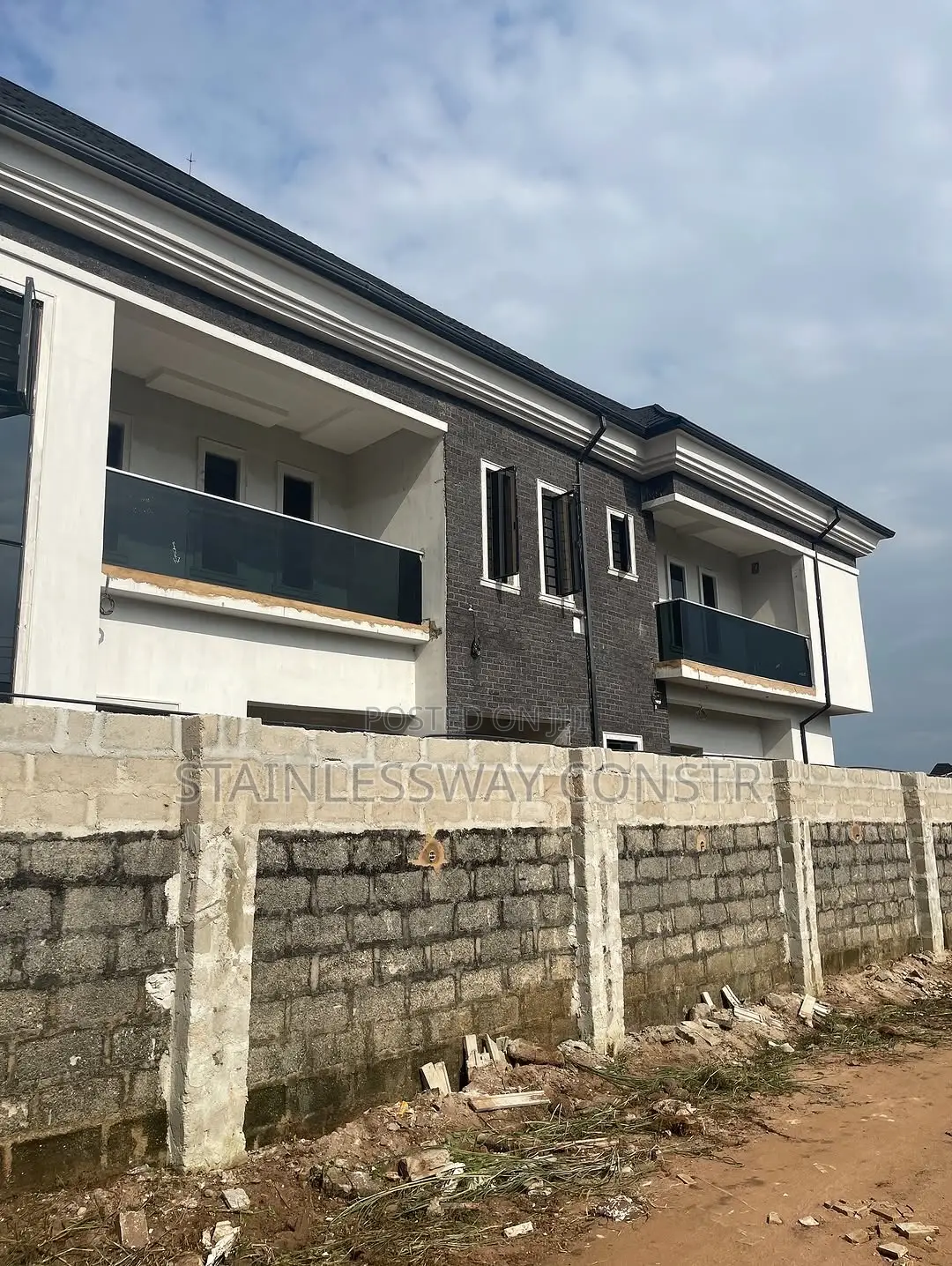 Dark Grey Glass Balcony Railing Argen