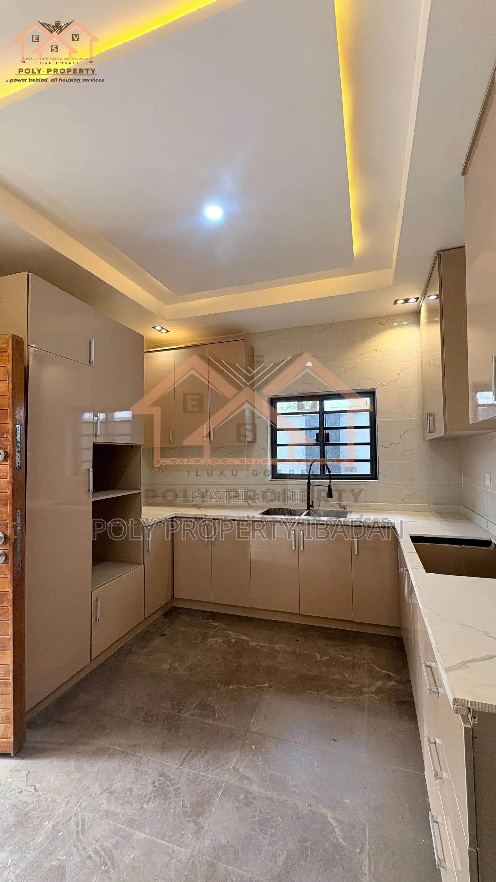 3bdrm Duplex in Carlton Gate Estate, Ibadan for sale