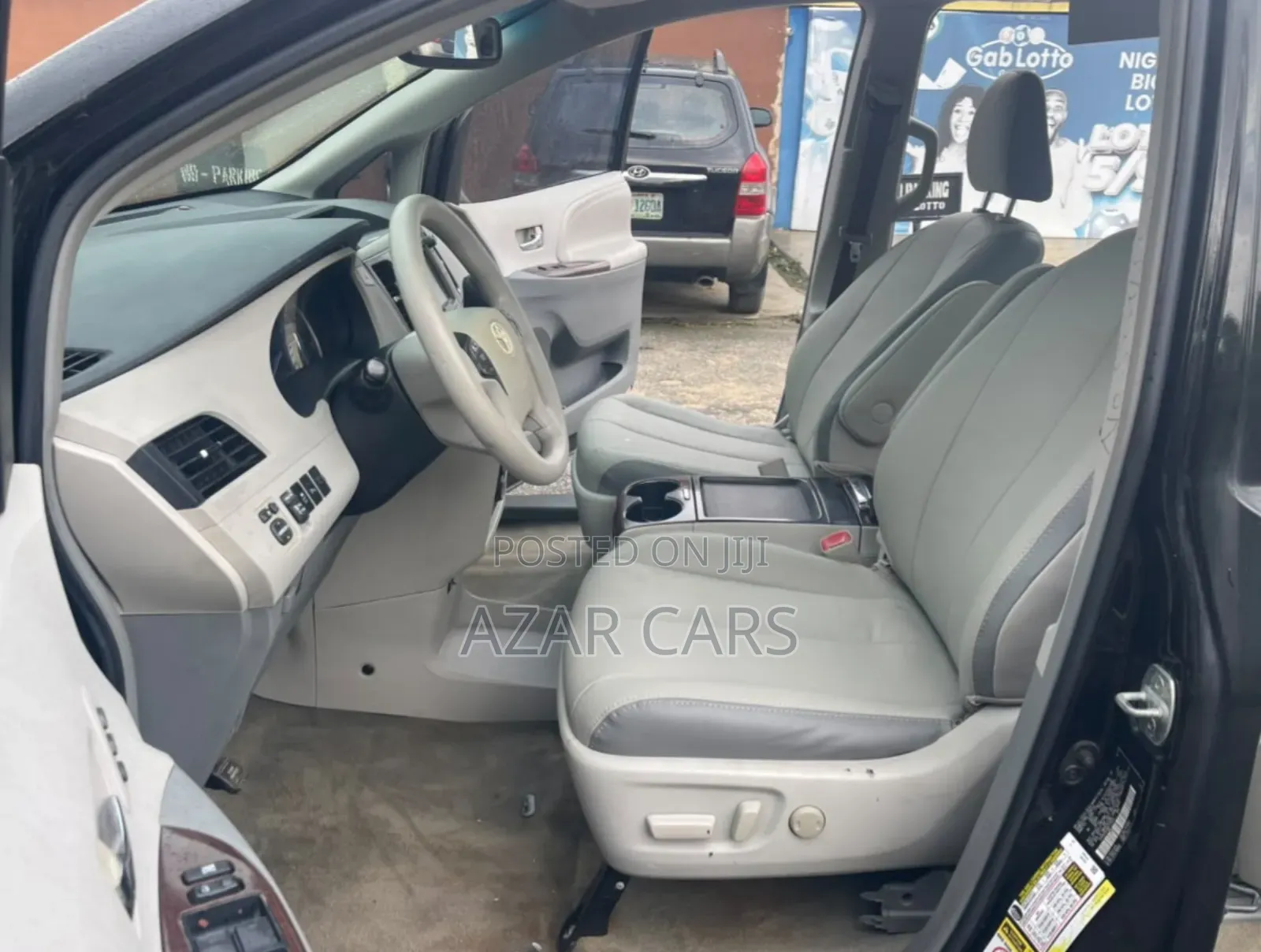 Toyota Sienna Limited 7 Passenger 2011 Black