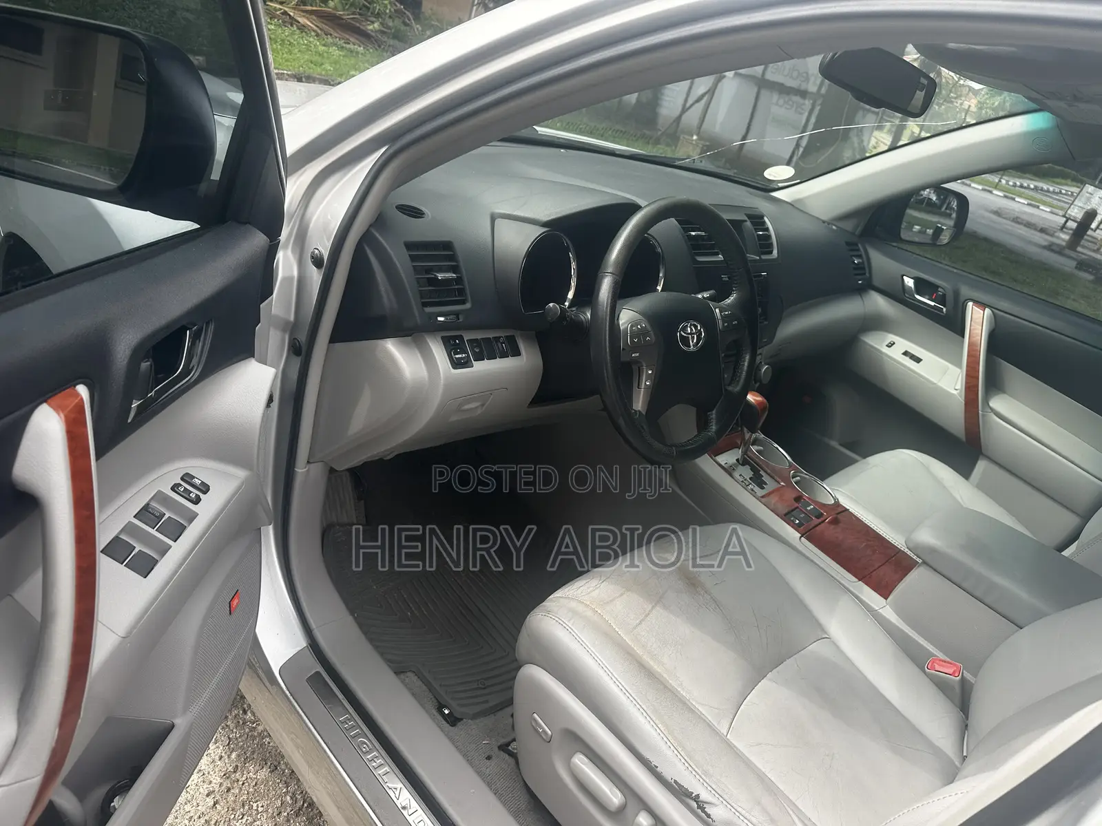 Toyota Highlander Limited 2010 Silver