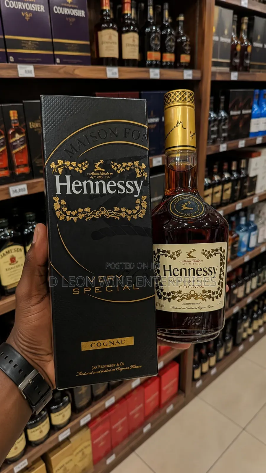 Hennessy vs Cartoon by ( 12 Bottles )