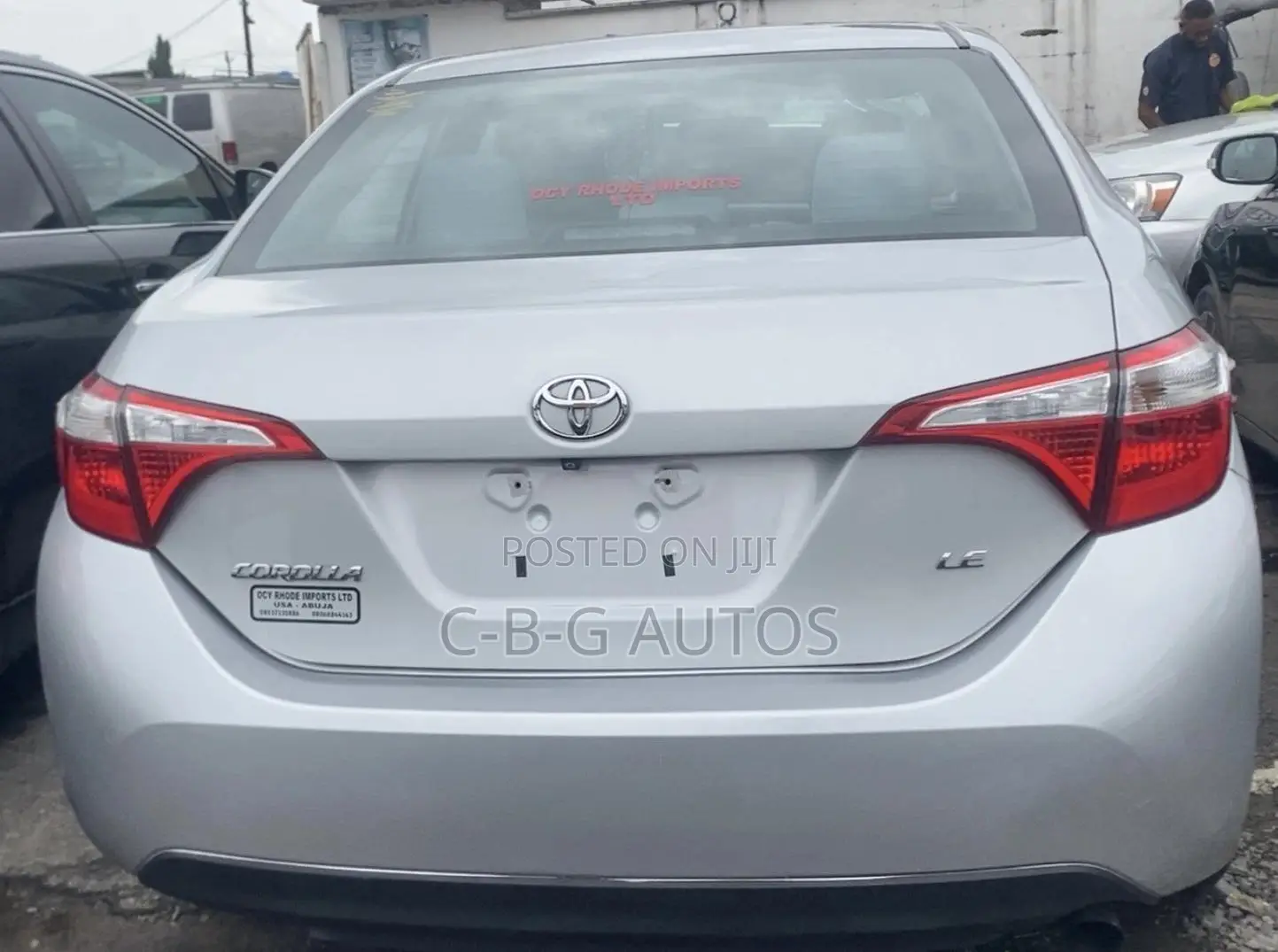 Toyota Corolla LE Plus 4dr Sedan (1.8L 4cyl CVT) 2015 Silver